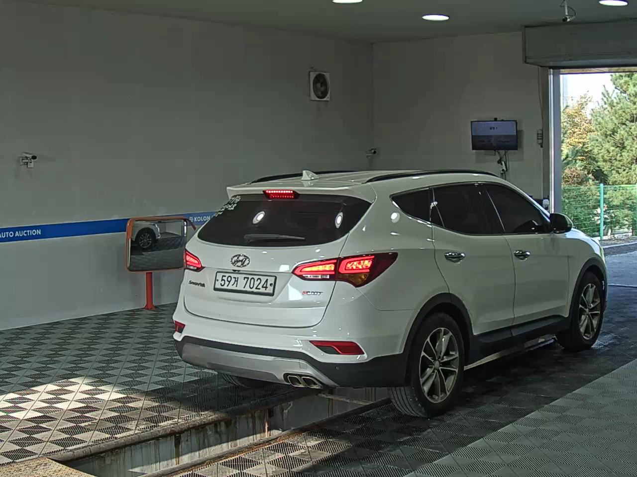 HYUNDAI SANTA FE THE PRIME DIESEL R2.0 2WD EXCLUSIVE 2016 - zdjęcie 5