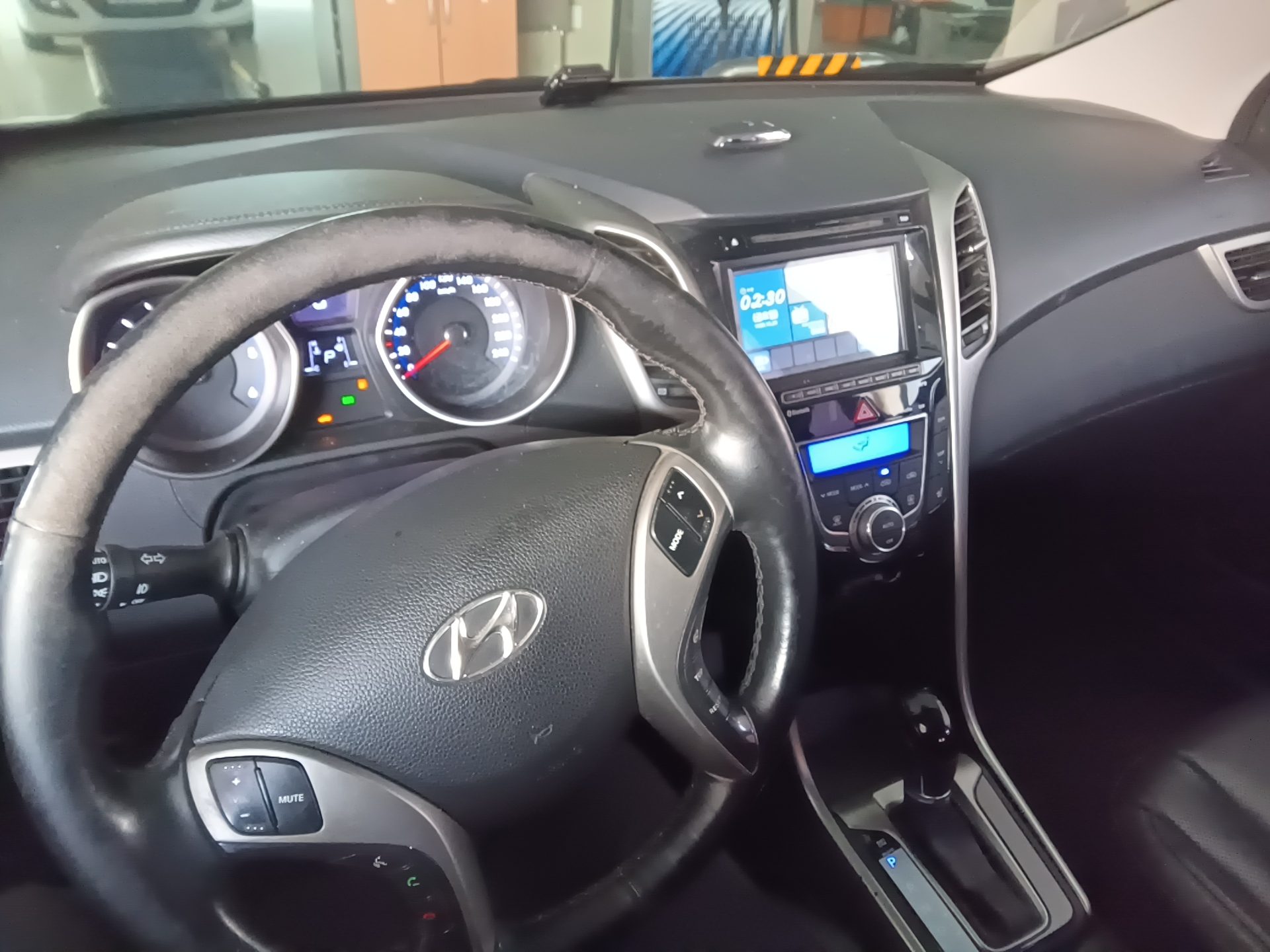 HYUNDAI THE NEW i30 1.6 VGT PYL 2016 - zdjęcie 11