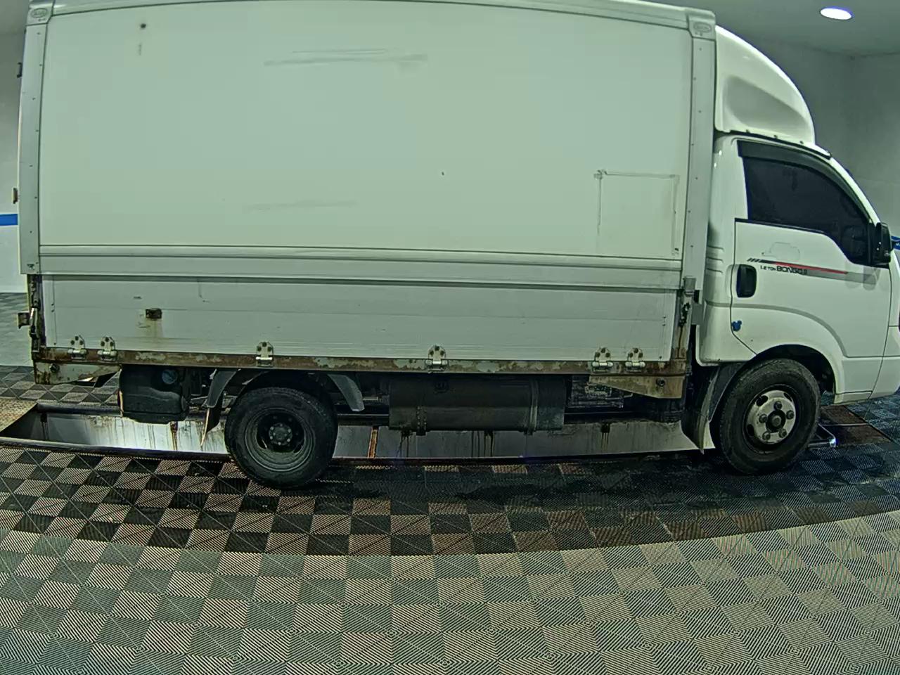 KIA THE NEW BONGO III CARGO WING BODY 1.2 TON ELECTRIC 2020 - zdjęcie 4
