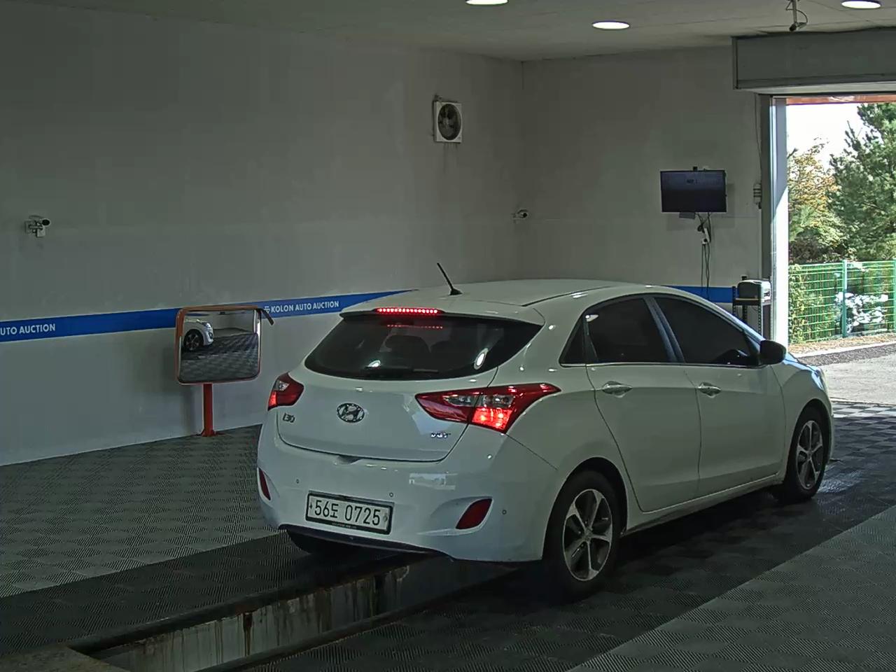 HYUNDAI THE NEW i30 1.6 VGT PYL 2016 - zdjęcie 5