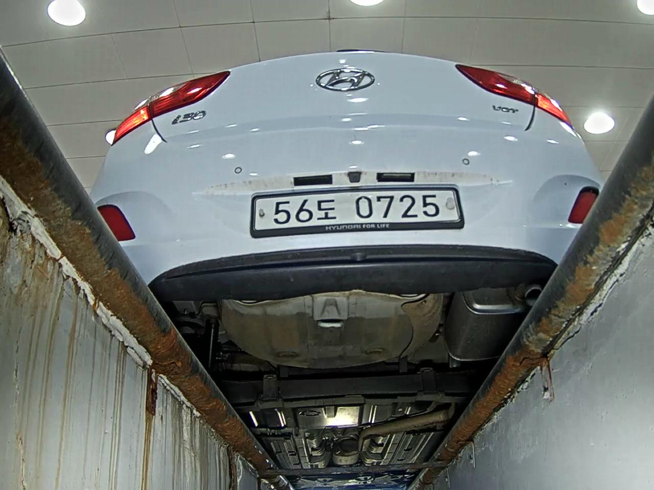 HYUNDAI THE NEW i30 1.6 VGT PYL 2016 - zdjęcie 8