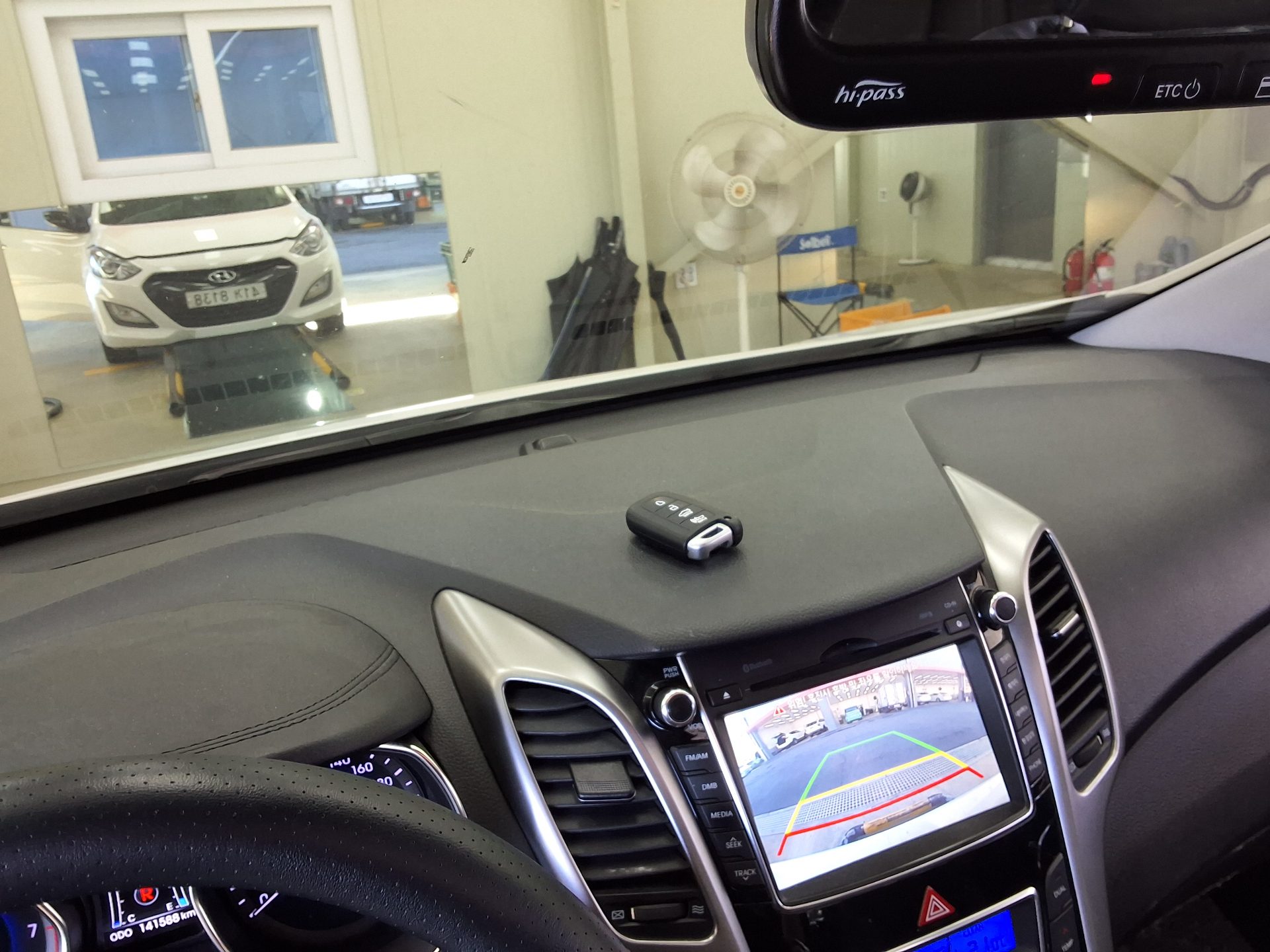HYUNDAI NEW i30 1.6 GDi EXTREME 2012 - zdjęcie 24