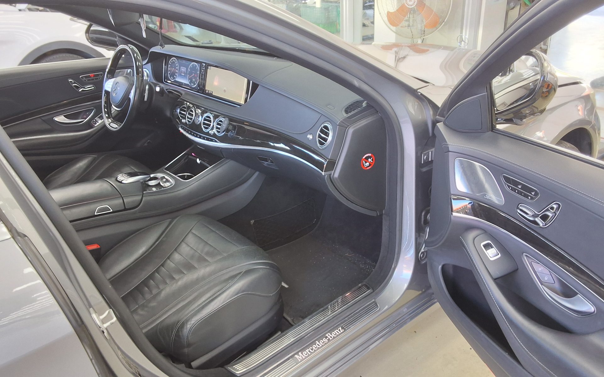 MERCEDES-BENZ S-CLASS (6TH GEN) S500L 2015 - zdjęcie 14