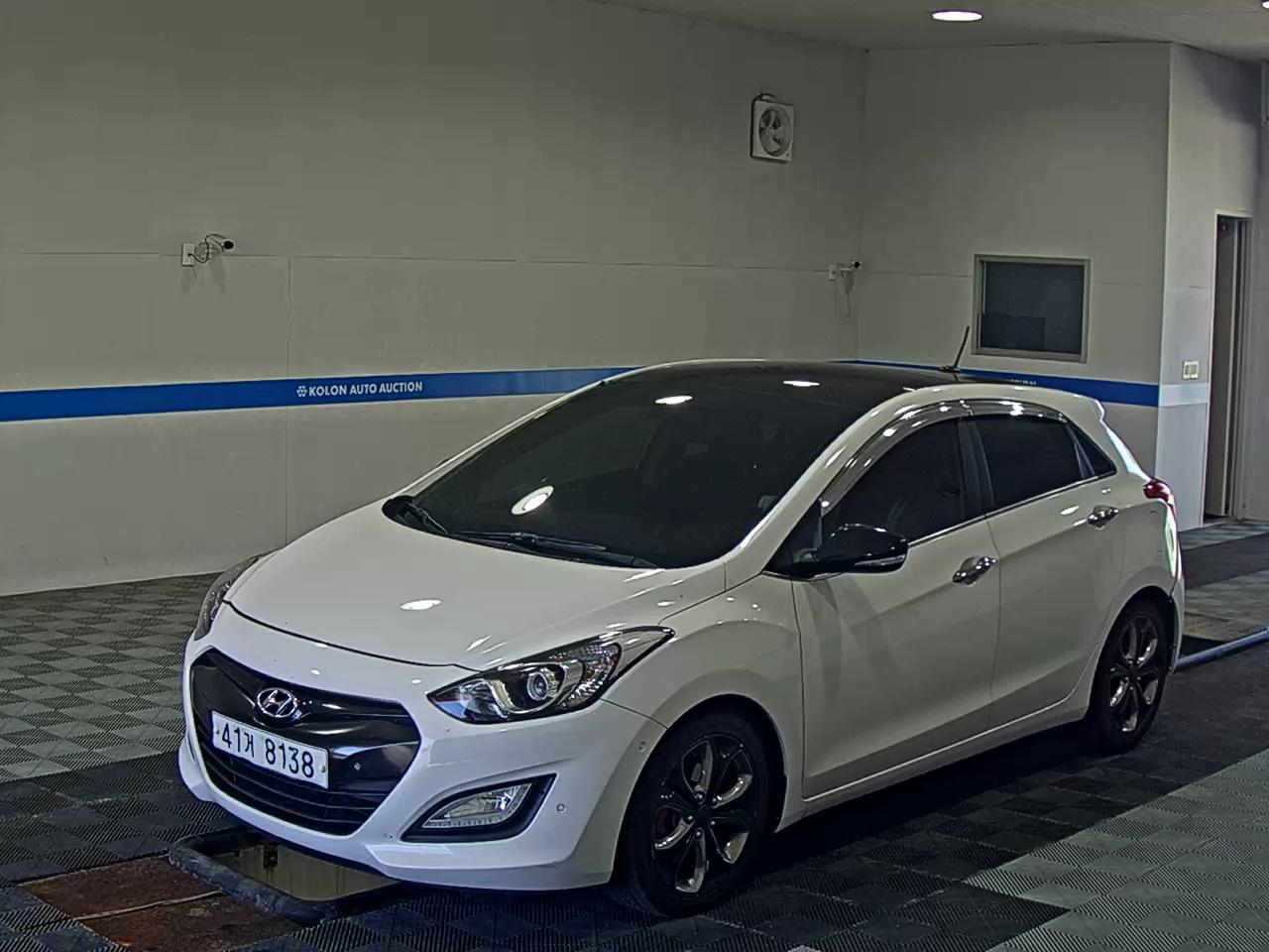 HYUNDAI NEW i30 1.6 GDi EXTREME 2012 - zdjęcie 2