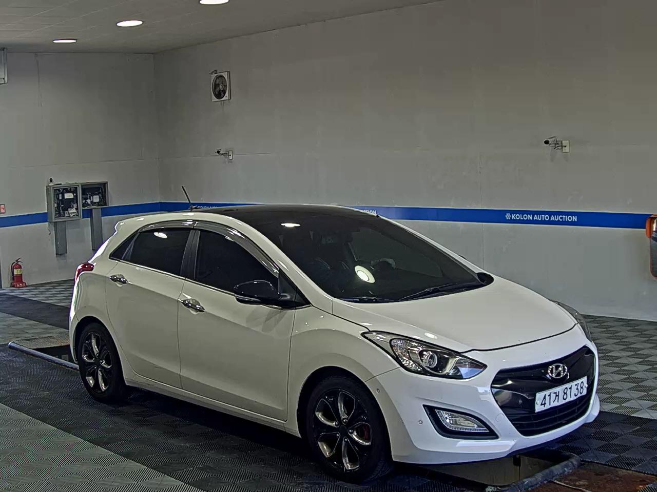HYUNDAI NEW i30 1.6 GDi EXTREME 2012 - zdjęcie 3