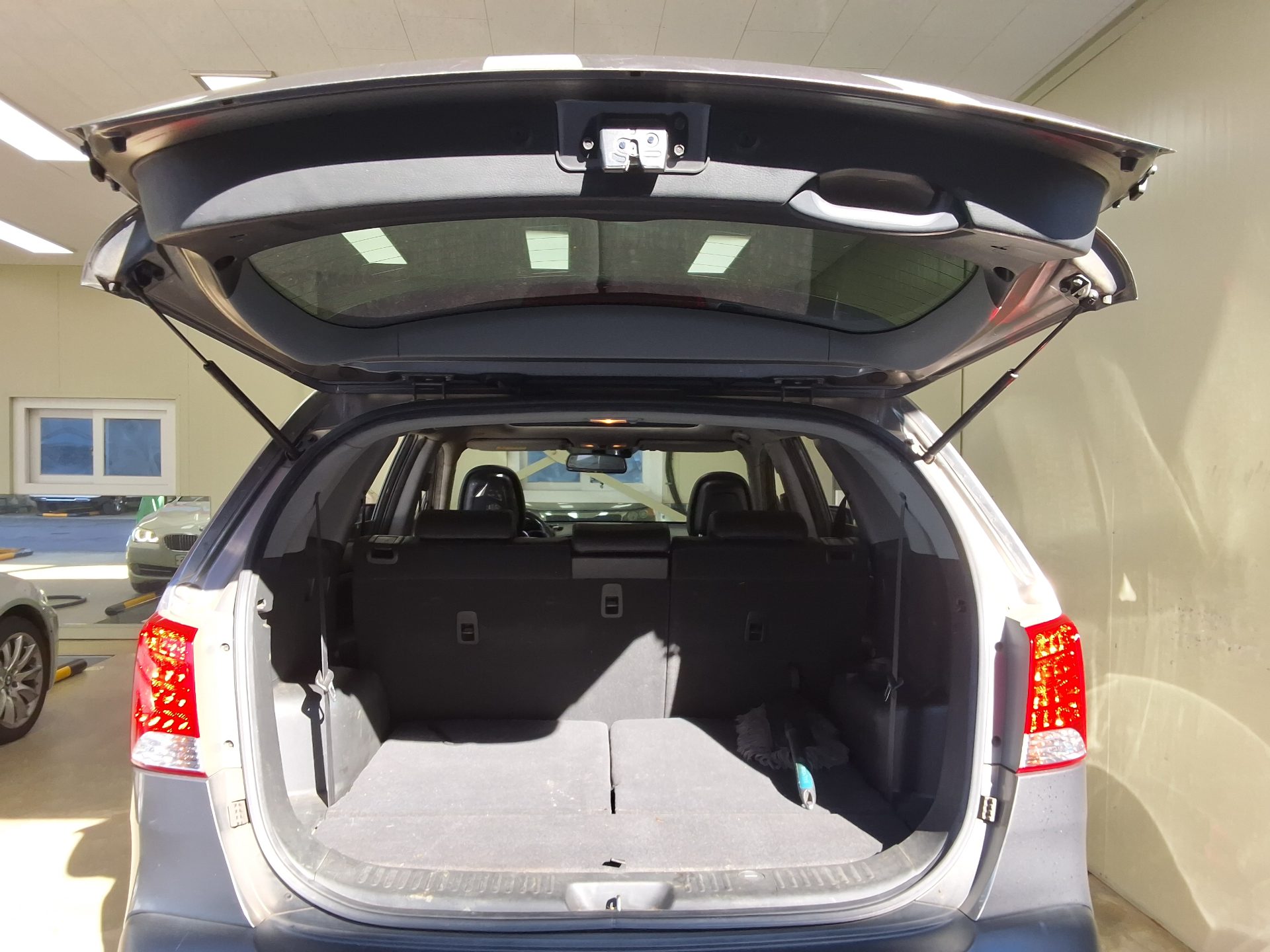 KIA SORENTO R DIESEL 2.2 2WD TLX LUXURY MODEL 2010 - zdjęcie 16