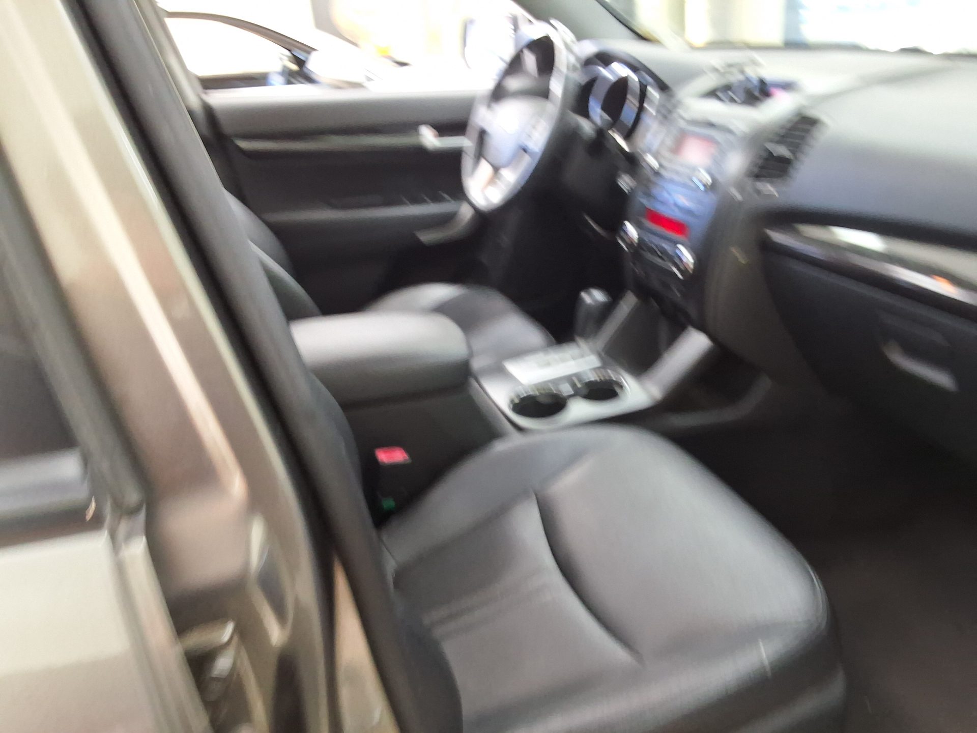 KIA SORENTO R DIESEL 2.2 2WD TLX LUXURY MODEL 2010 - zdjęcie 15