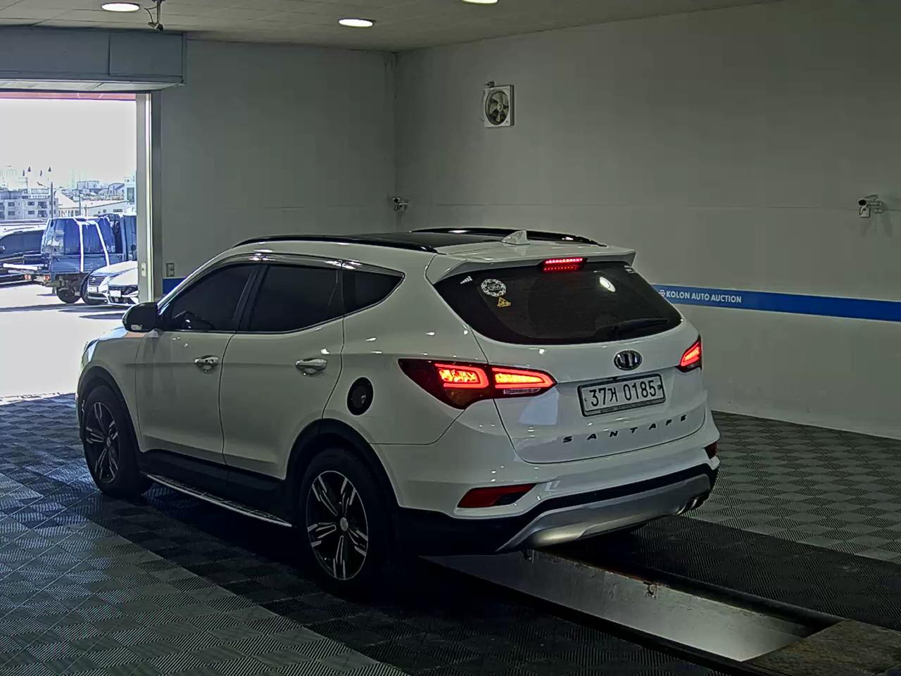 HYUNDAI SANTA FE THE PRIME DIESEL R2.0 2WD EXCLUSIVE 2017 - zdjęcie 6