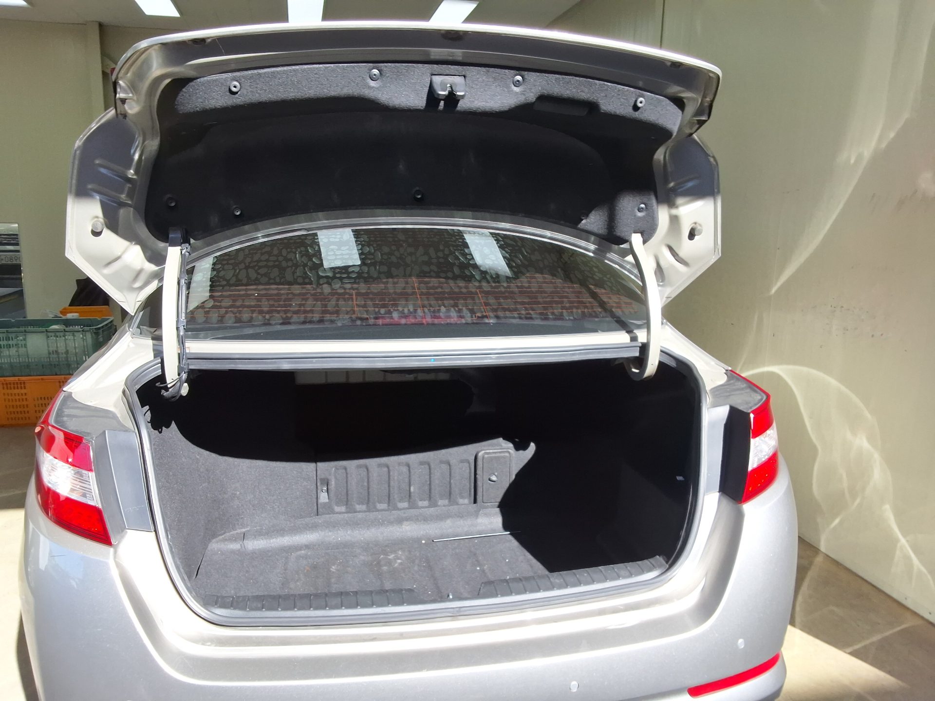 KIA K5 HYBRID PRESTIGE 2013 - zdjęcie 16