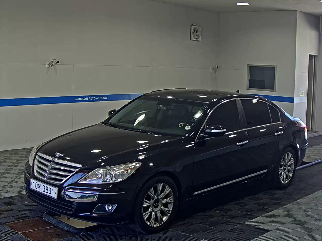 HYUNDAI GENESIS BH 380 ROYAL 2008 - zdjęcie 2