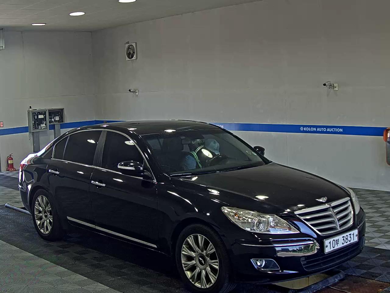 HYUNDAI GENESIS BH 380 ROYAL 2008 - zdjęcie 3