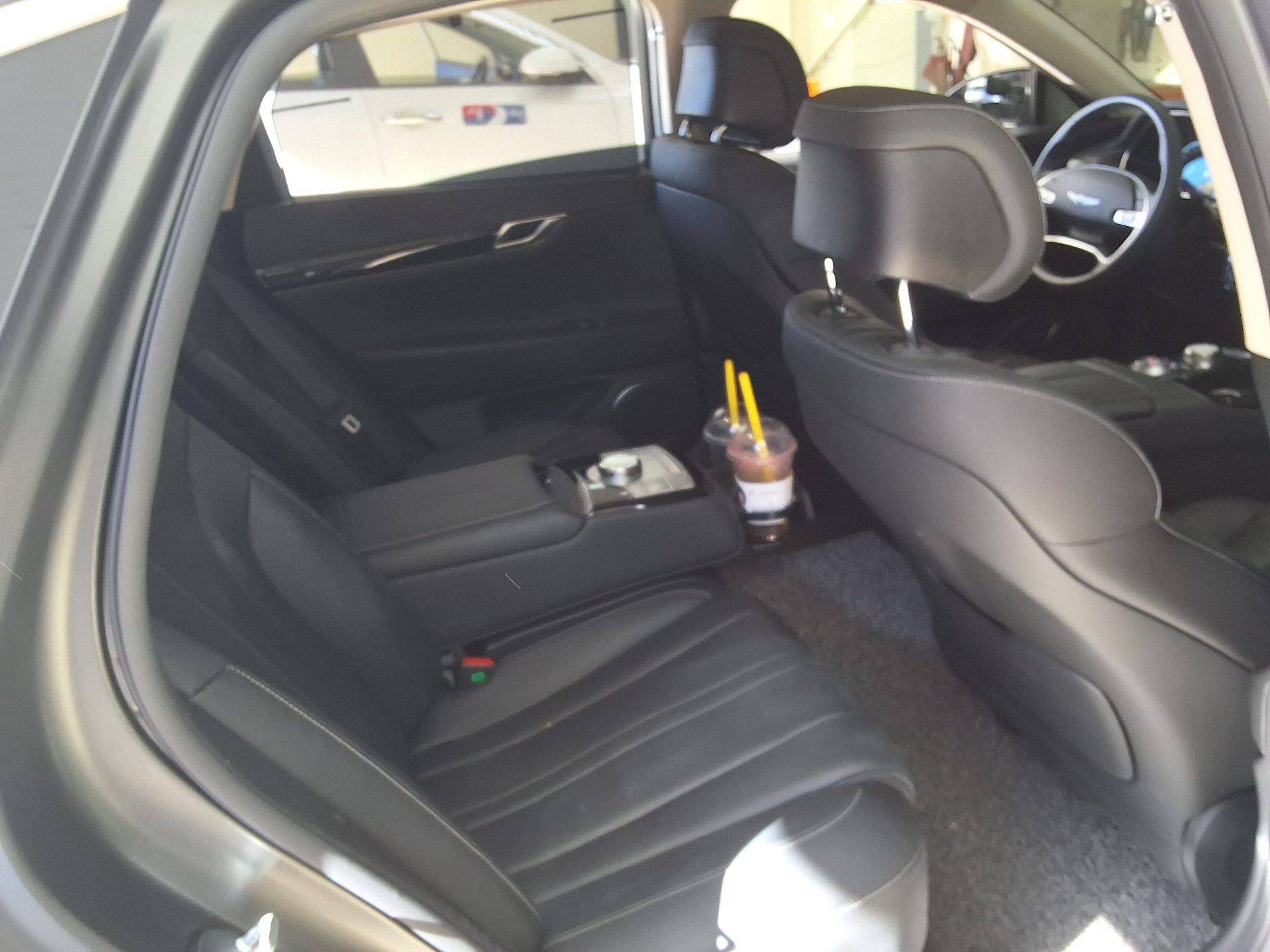 GENESIS THE ALL NEW G80 GASOLINE 3.5 AWD BASE MODEL 2023 - zdjęcie 14