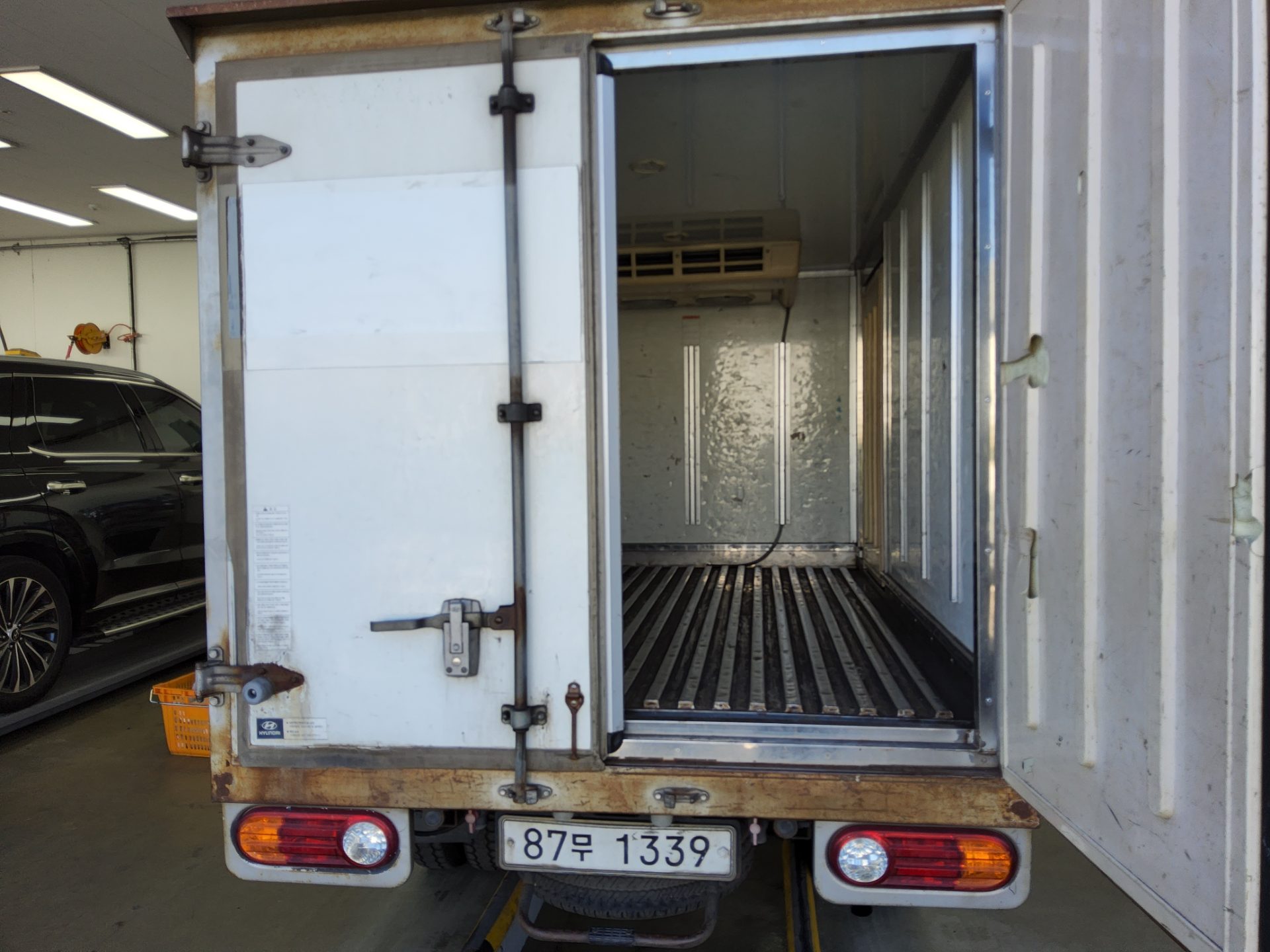 HYUNDAI PORTER II FREEZER BOX TRUCK SUPER CAB 2013 - zdjęcie 13