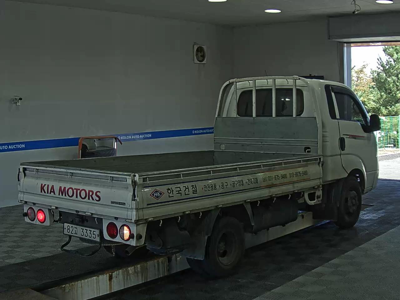 KIA THE NEW BONGO III CARGO 1.2 TON KING CAB EXTRA LONG WHEELBASE GLS 2020 - zdjęcie 5