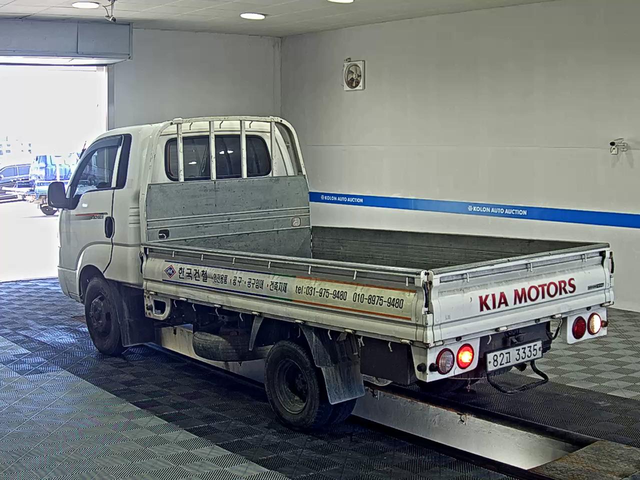 KIA THE NEW BONGO III CARGO 1.2 TON KING CAB EXTRA LONG WHEELBASE GLS 2020 - zdjęcie 6