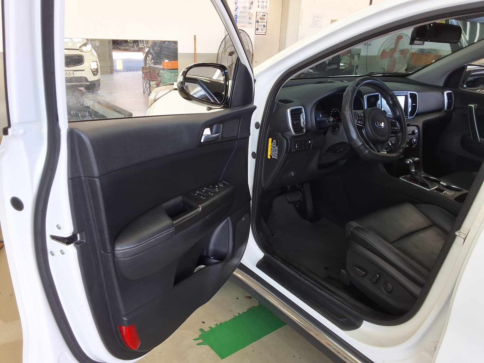 KIA NEW SPORTAGE 1.7 2WD NOBLESSE 2016 - zdjęcie 10