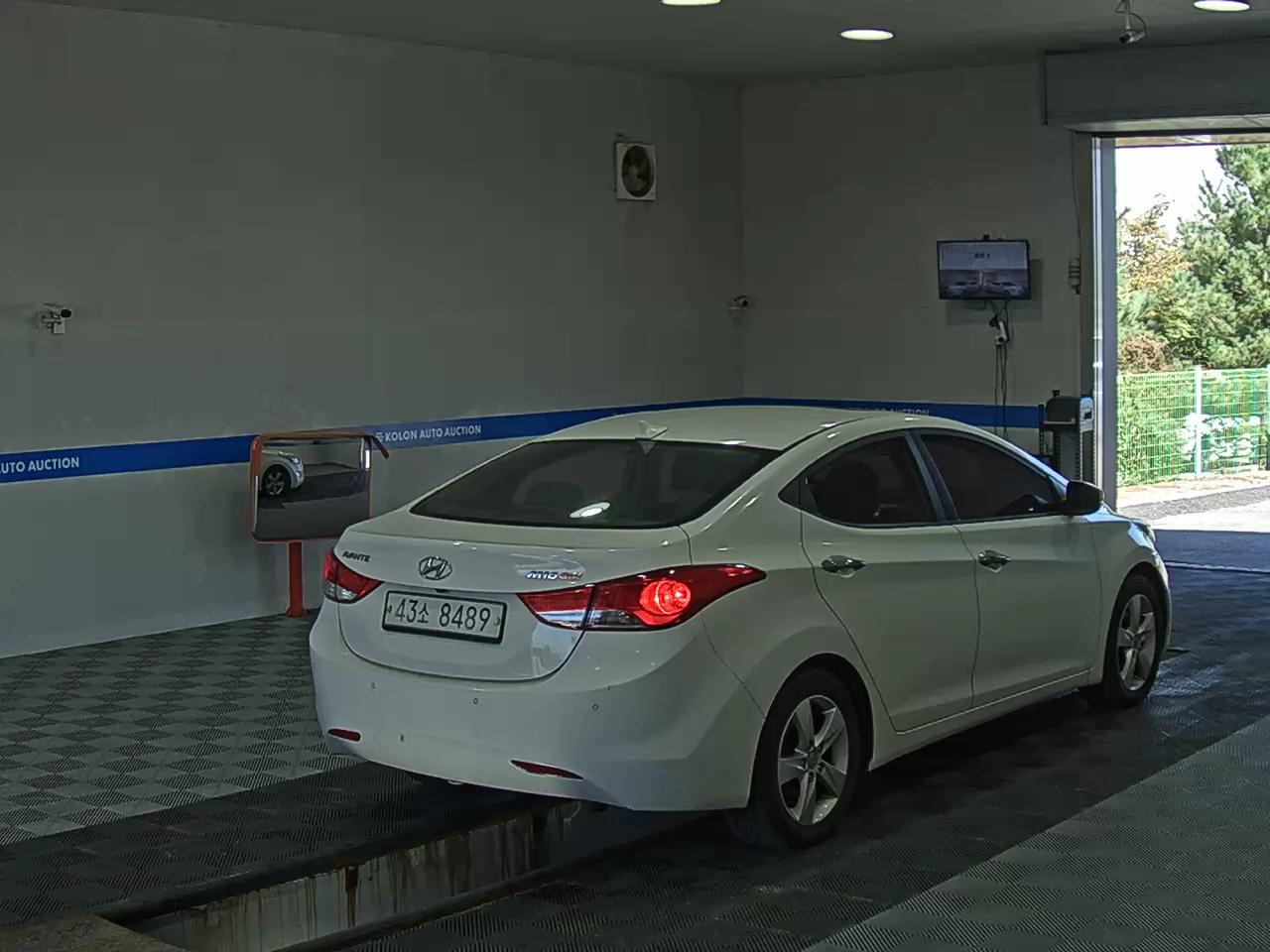 HYUNDAI AVANTE MD M16 GDi PREMIER 2012 - zdjęcie 5