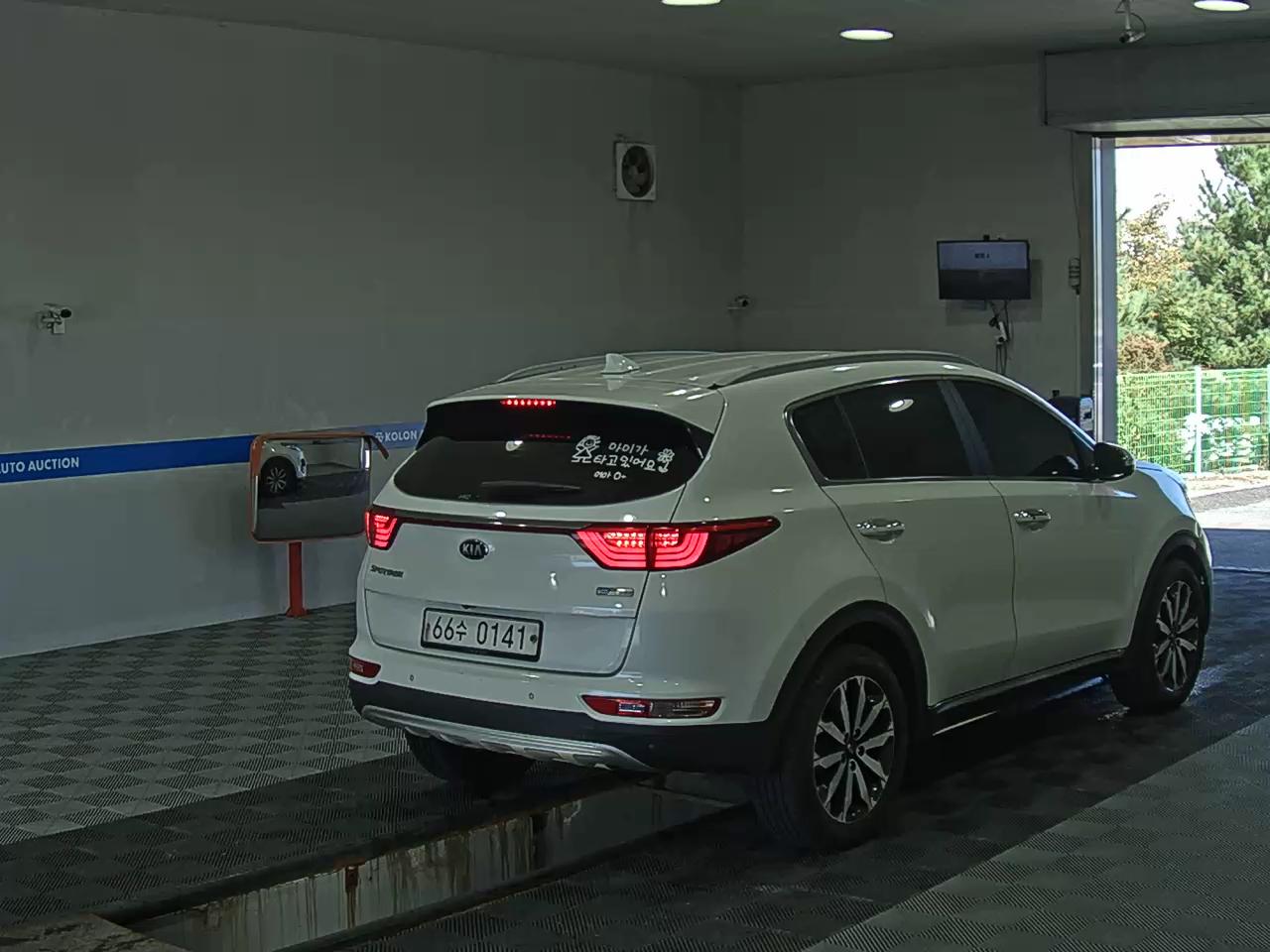 KIA NEW SPORTAGE 1.7 2WD NOBLESSE 2016 - zdjęcie 5