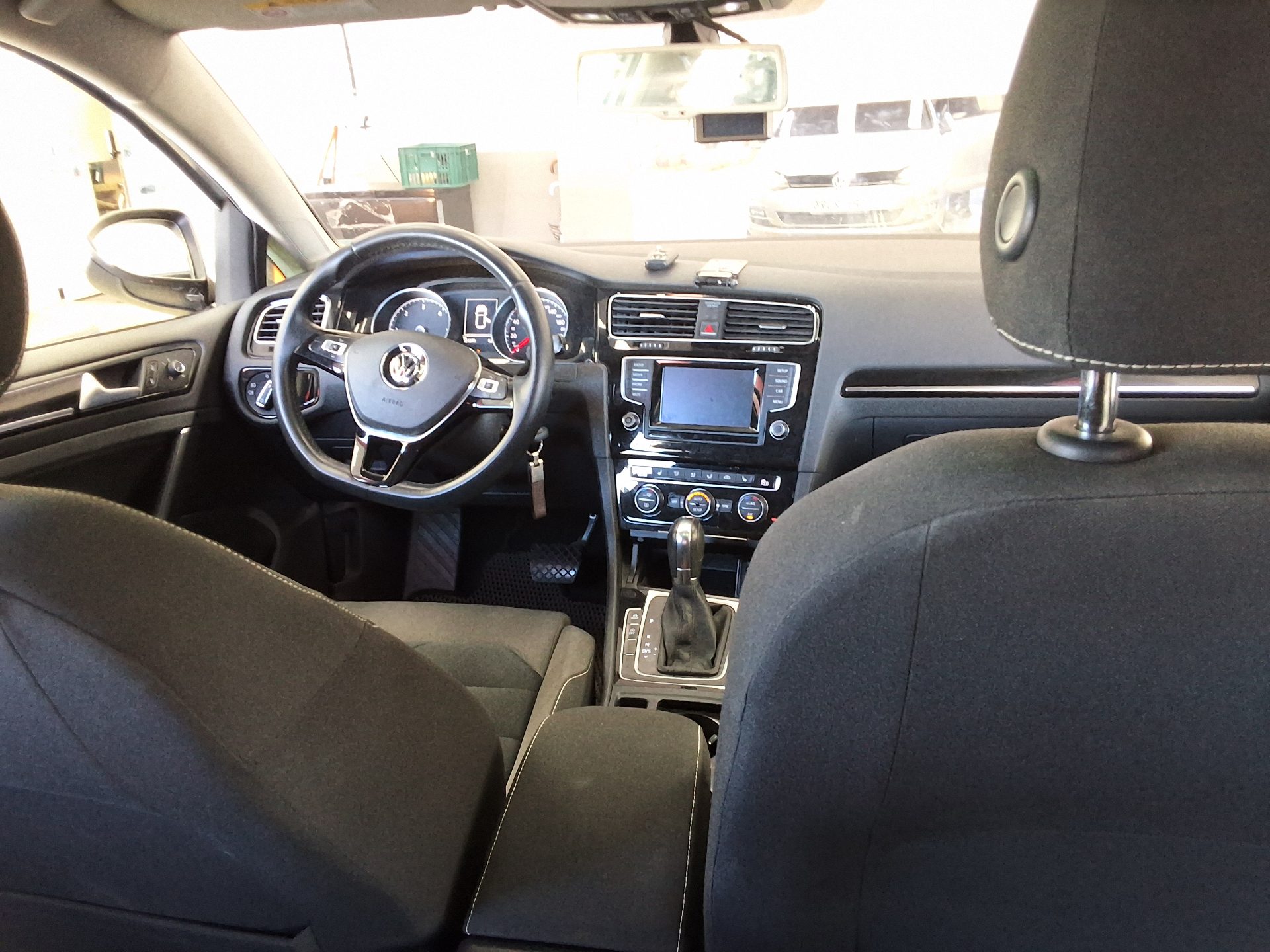 VOLKSWAGEN GOLF (7TH GEN) 2.0 TDI 2013 - zdjęcie 11