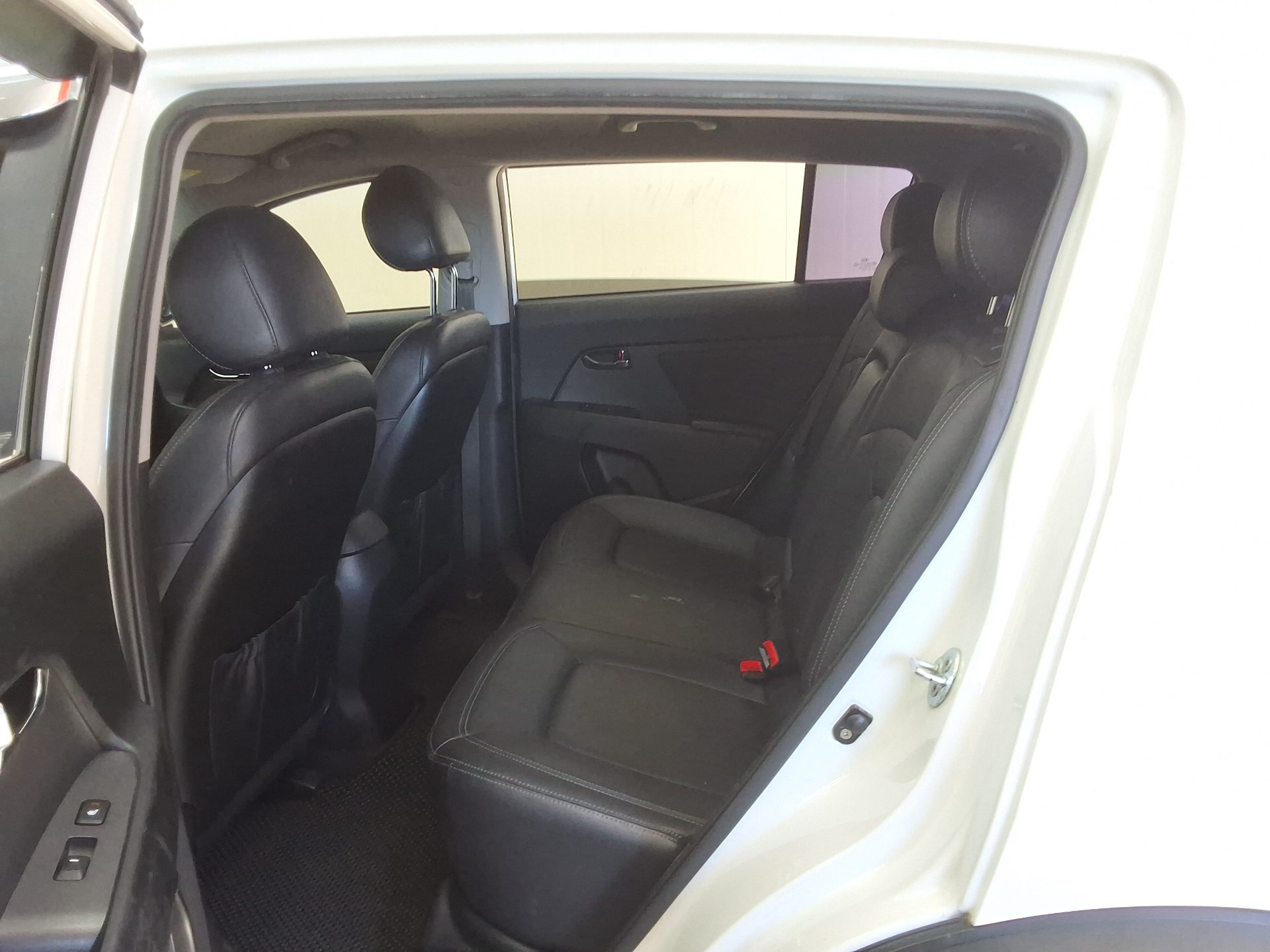 KIA SPORTAGE R DIESEL R2.0 2WD TLX LUXURY MODEL 2012 - zdjęcie 13
