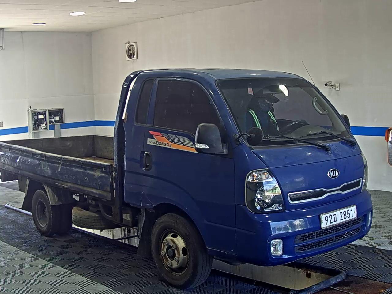 KIA BONGO III CARGO 1.2 TON KING CAB EXTRA LONG WHEELBASE 2018 - zdjęcie 3