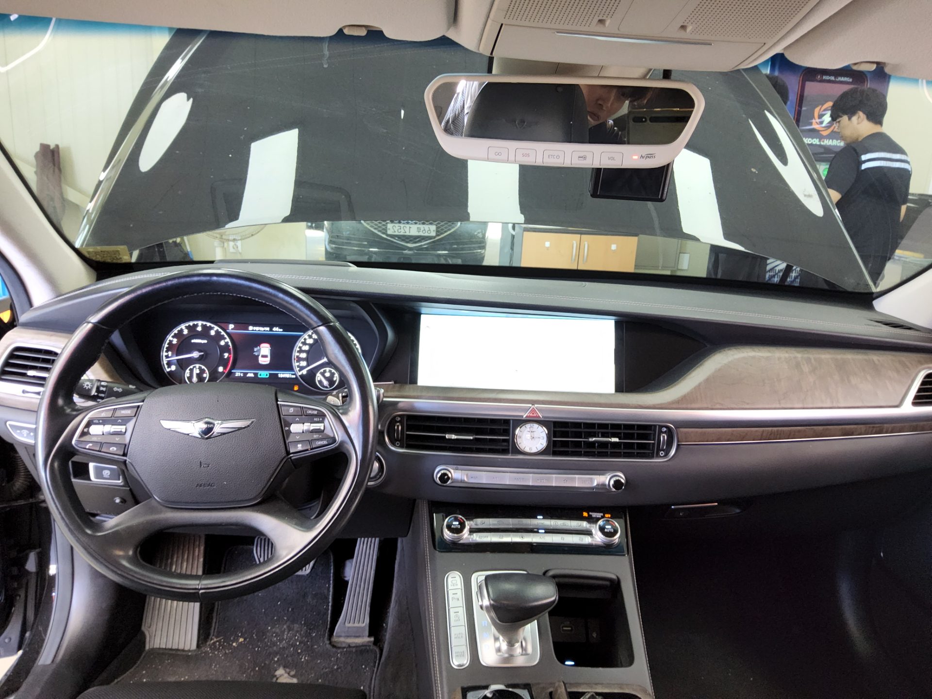 GENESIS G90 3.8 AWD PREMIUM LUXURY 2019 - zdjęcie 11