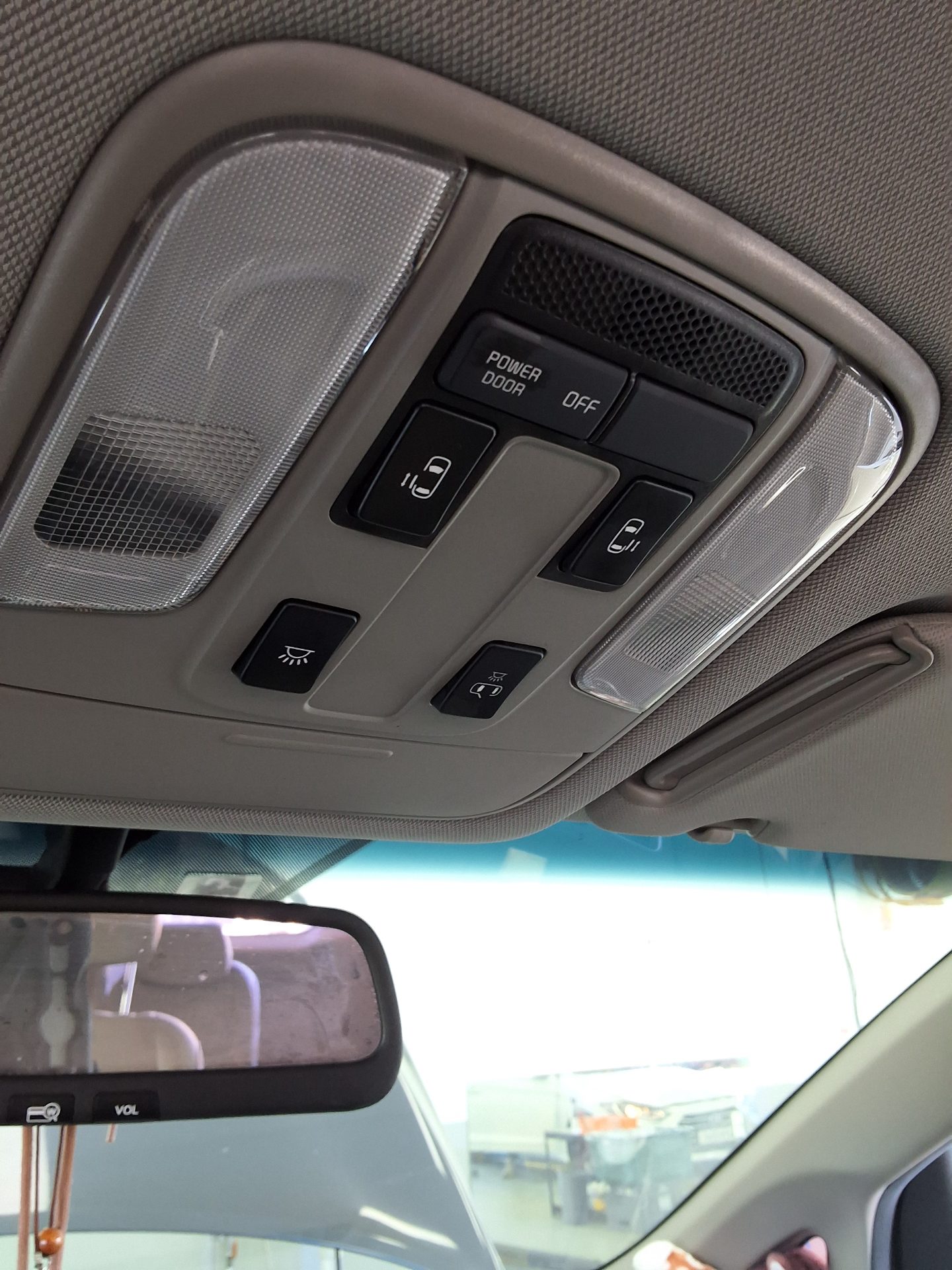 KIA ALL NEW CARNIVAL 11-SEATER DIESEL PRESTIGE 2015 - zdjęcie 17