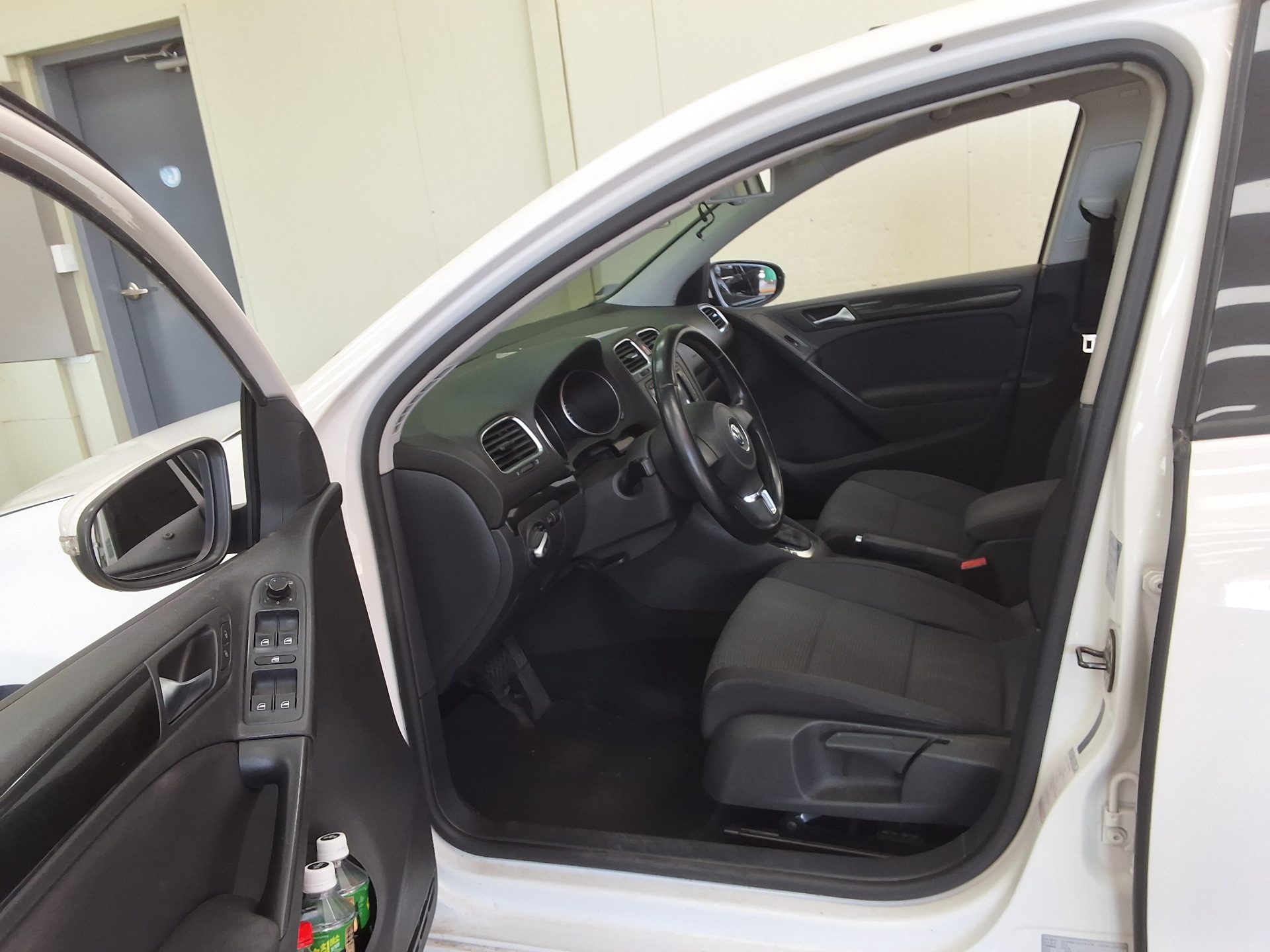 VOLKSWAGEN GOLF (6TH GEN) 2.0 TDI 2012 - zdjęcie 11