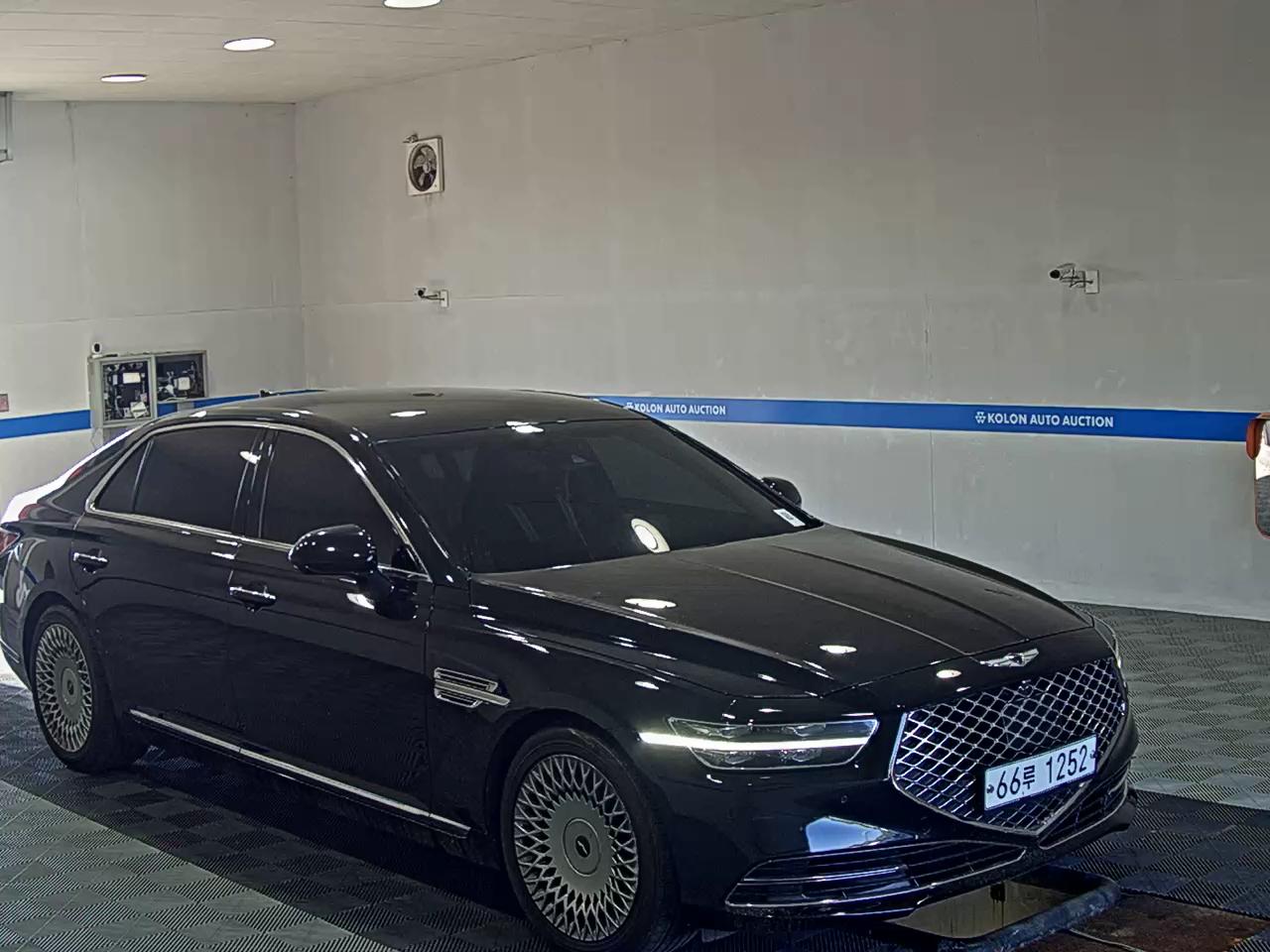 GENESIS G90 3.8 AWD PREMIUM LUXURY 2019 - zdjęcie 3