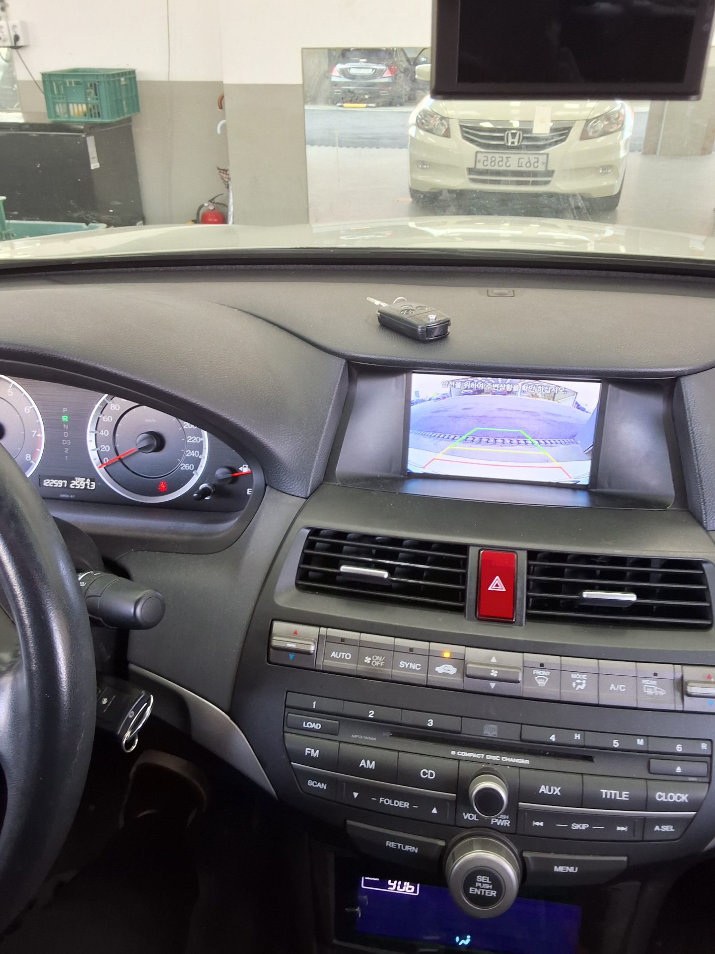 HONDA ACCORD (8TH GEN) 2.4 2011 - zdjęcie 17