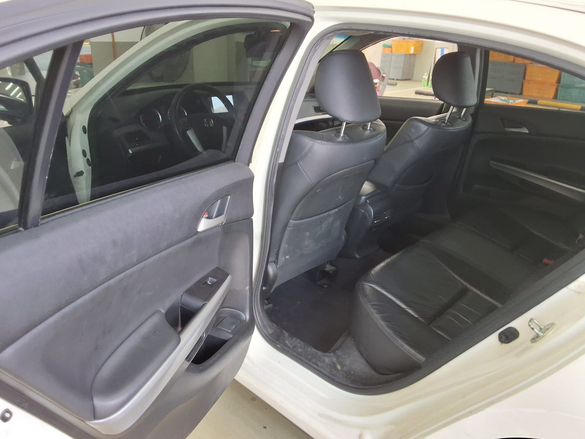 HONDA ACCORD (8TH GEN) 2.4 2011 - zdjęcie 12
