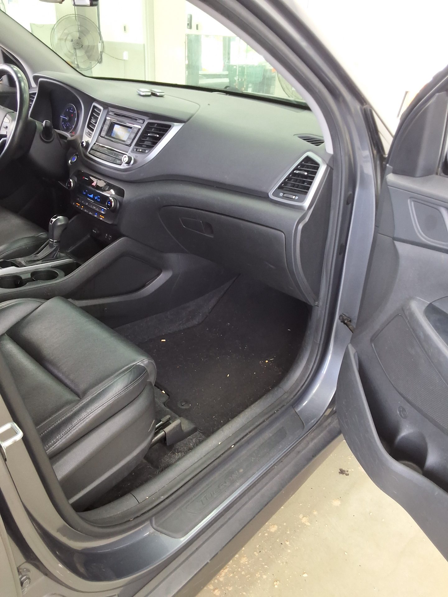 HYUNDAI ALL NEW TUCSON DIESEL 1.7 2WD MODERN 2016 - zdjęcie 14