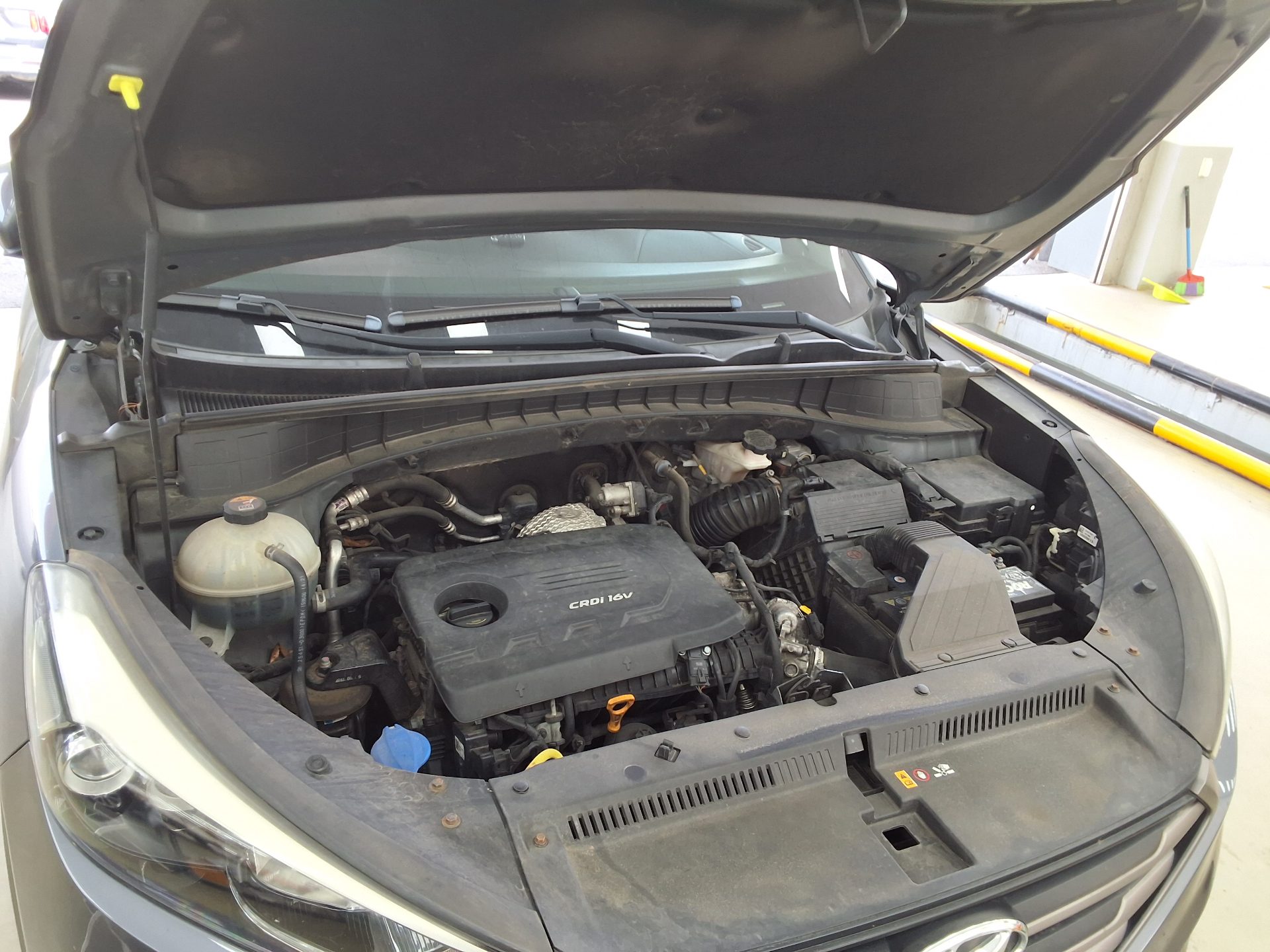 HYUNDAI ALL NEW TUCSON DIESEL 1.7 2WD MODERN 2016 - zdjęcie 18