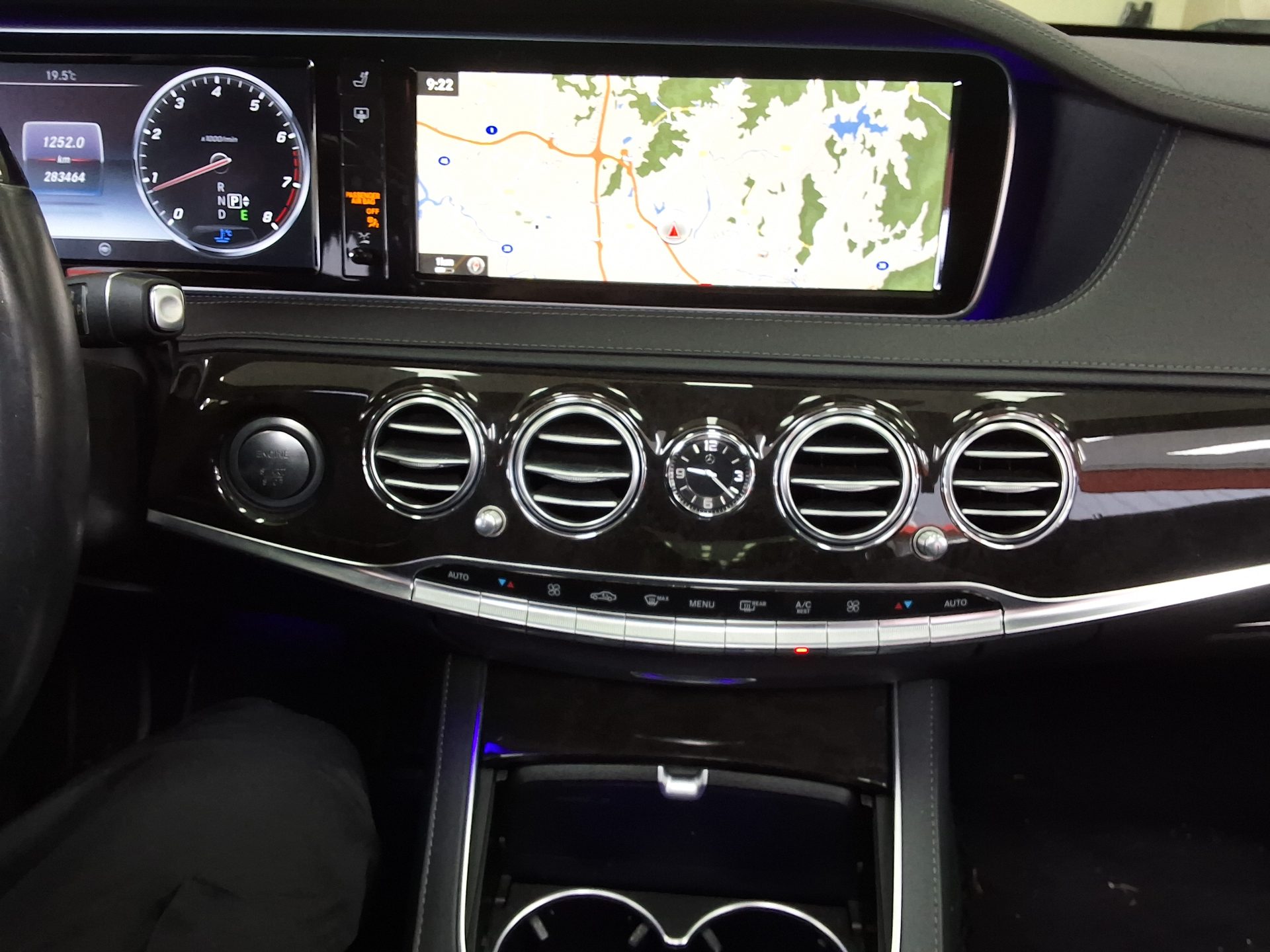 MERCEDES-BENZ S-CLASS (6TH GEN) S400L 4MATIC 2016 - zdjęcie 23