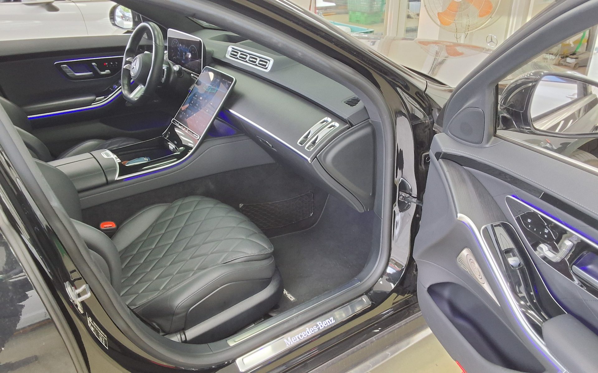 MERCEDES-BENZ S-CLASS (7TH GEN) S400d 4MATIC 2022 - zdjęcie 14