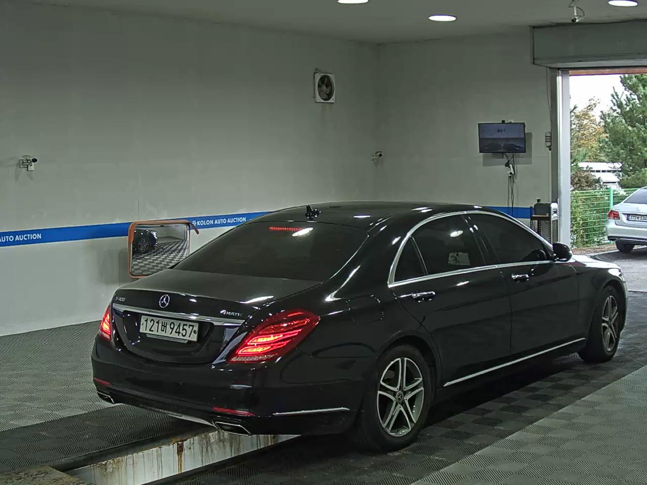 MERCEDES-BENZ S-CLASS (6TH GEN) S400L 4MATIC 2016 - zdjęcie 5