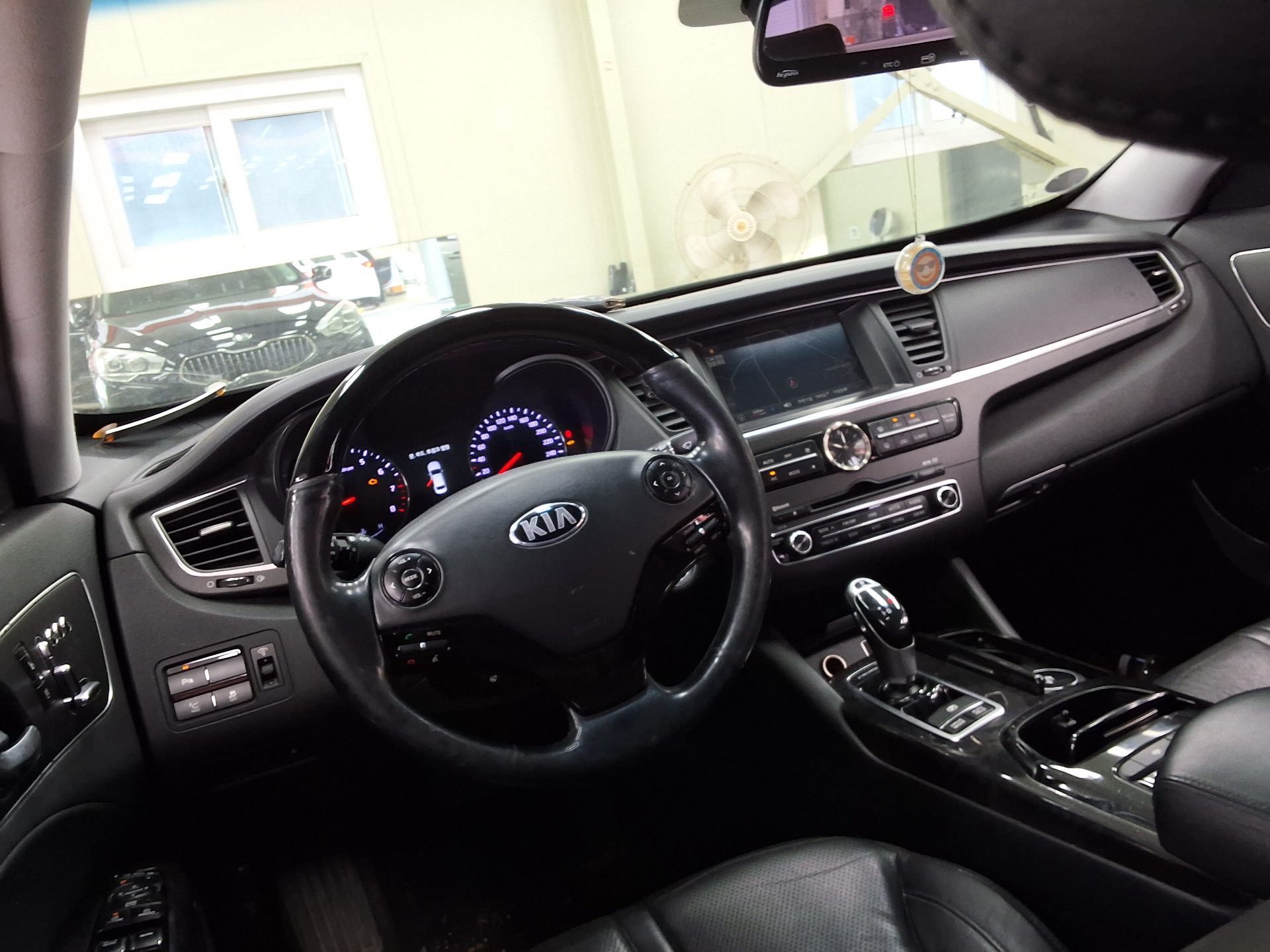 KIA K9 (KH) 3.3 GDI EXECUTIVE 2014 - zdjęcie 12