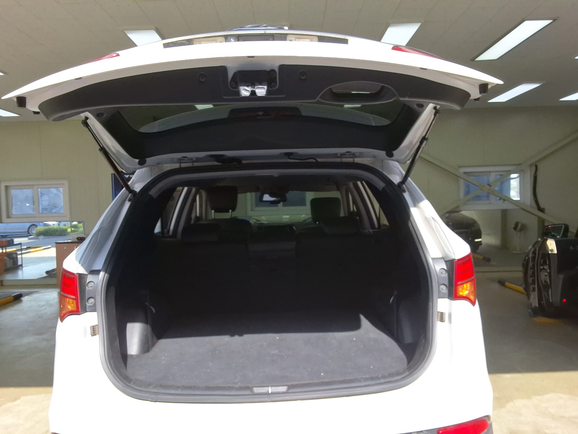 HYUNDAI SANTA FE (DM) DIESEL R2.0 4WD PREMIUM 2013 - zdjęcie 16