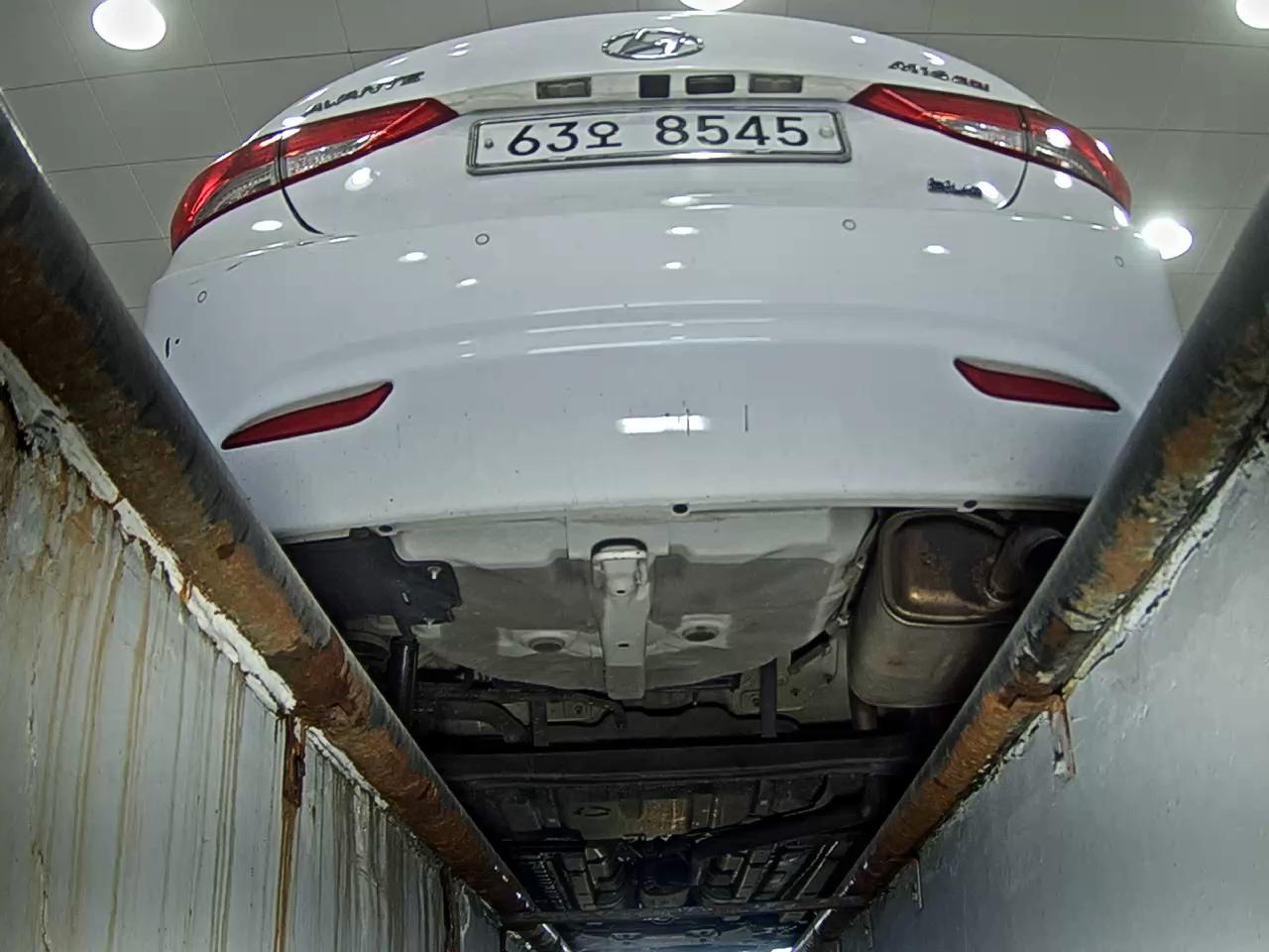HYUNDAI AVANTE MD M16 GDi BLUE SAVER 2012 - zdjęcie 8