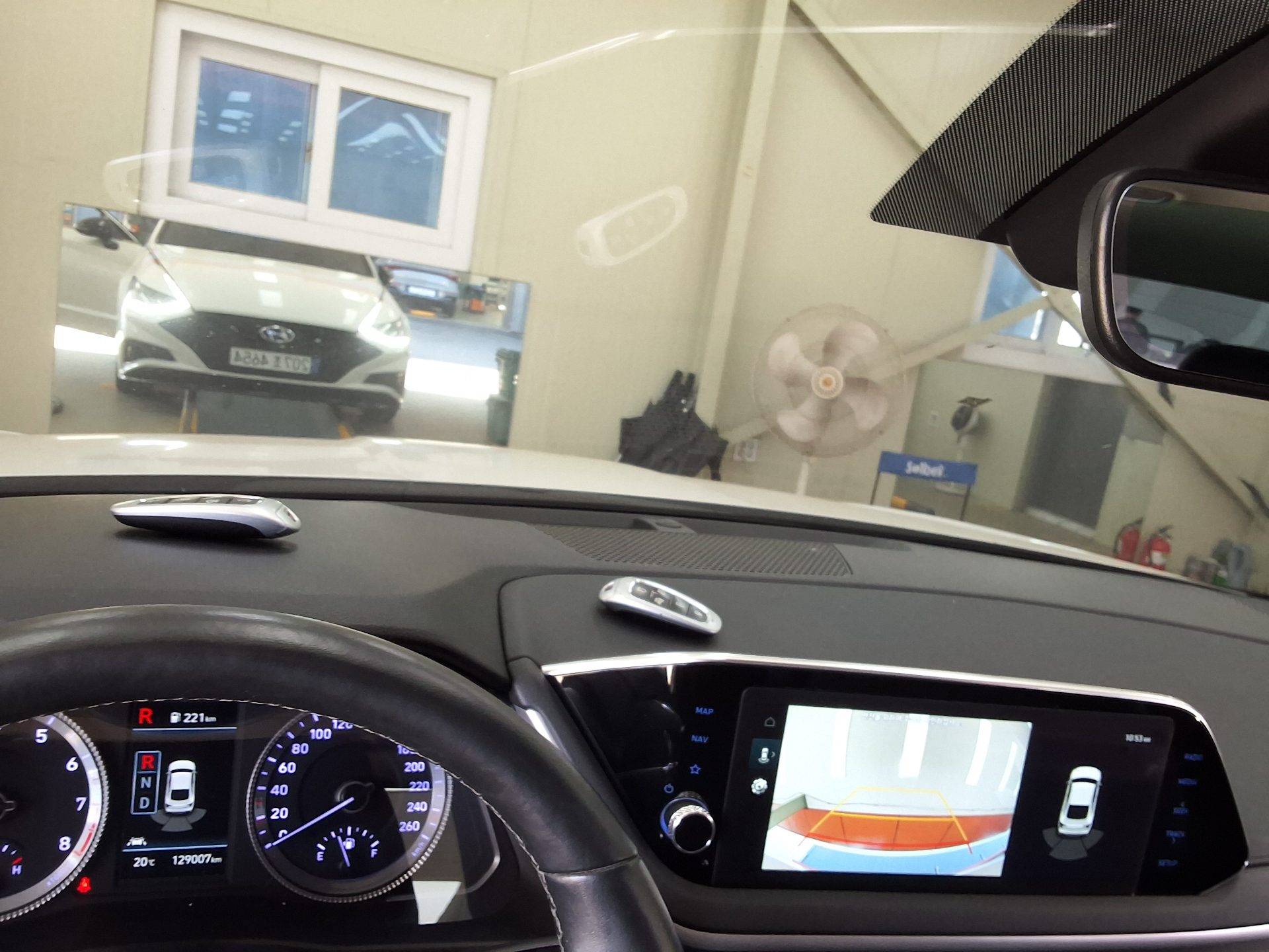 HYUNDAI SONATA (DN8) G2.0 MODERN 2022 - zdjęcie 25