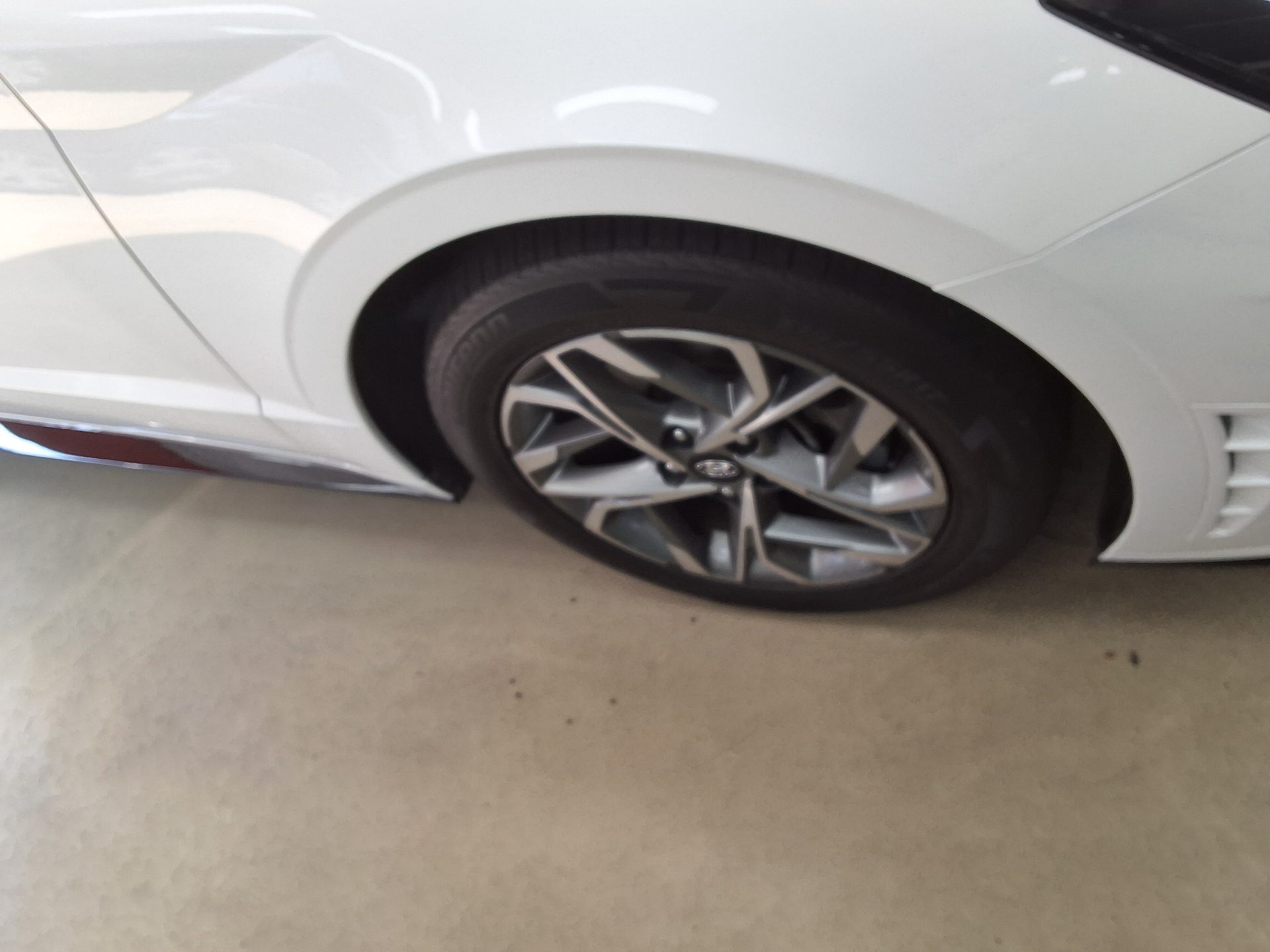 HYUNDAI SONATA (DN8) G2.0 MODERN 2022 - zdjęcie 21