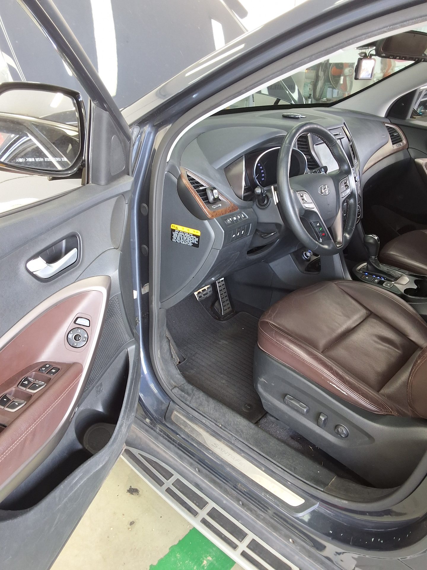 HYUNDAI SANTA FE THE PRIME DIESEL R2.0 2WD 1 MILLION 2017 - zdjęcie 10