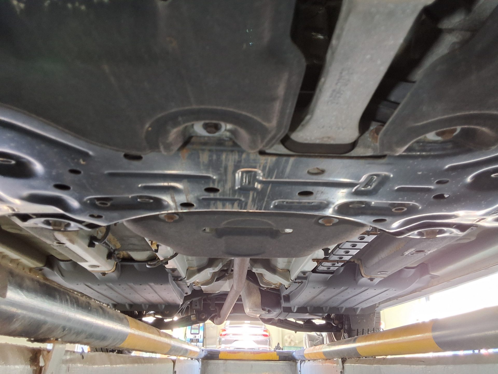 HYUNDAI ALL NEW TUCSON DIESEL 1.7 2WD STYLE 2016 - zdjęcie 20