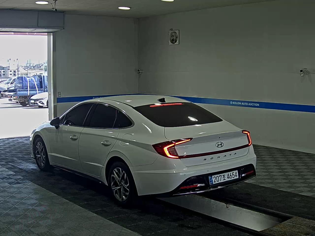 HYUNDAI SONATA (DN8) G2.0 MODERN 2022 - zdjęcie 6