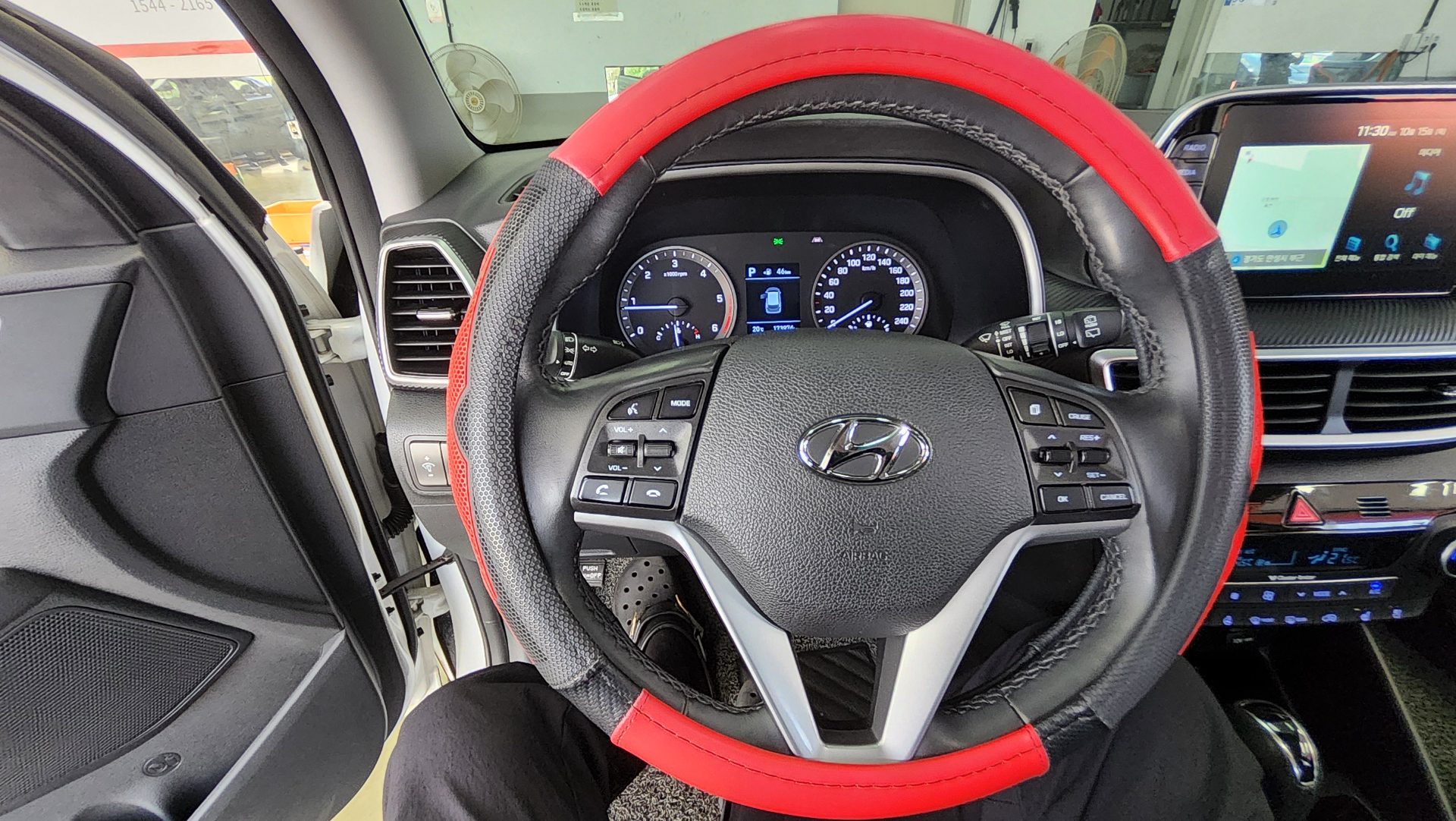 HYUNDAI NEW TUCSON 2.0 DIESEL 2WD MODERN 2020 - zdjęcie 17