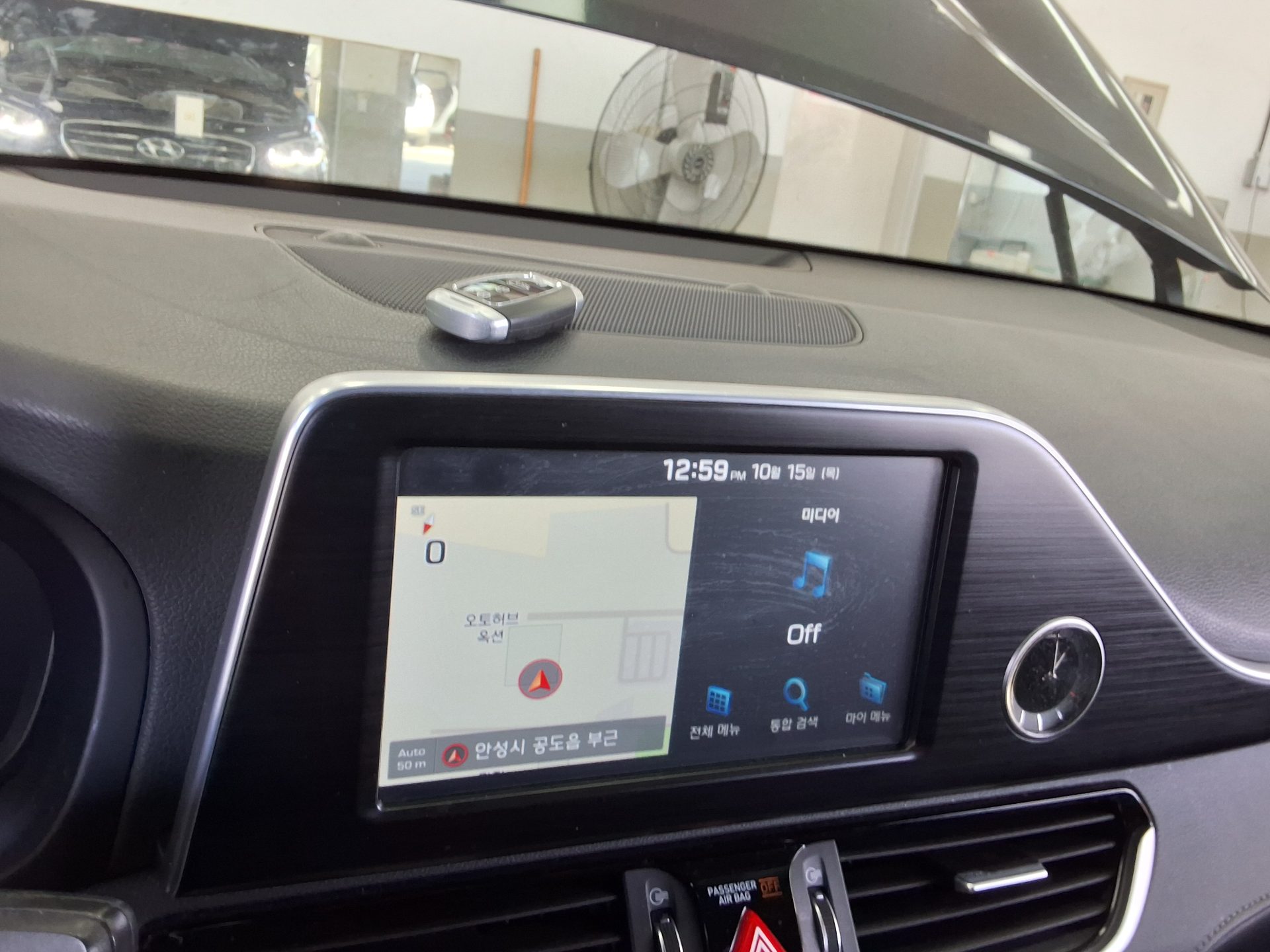 HYUNDAI GRANDEUR IG 3.0 LPi RENTAL CAR MODERN 2018 - zdjęcie 17