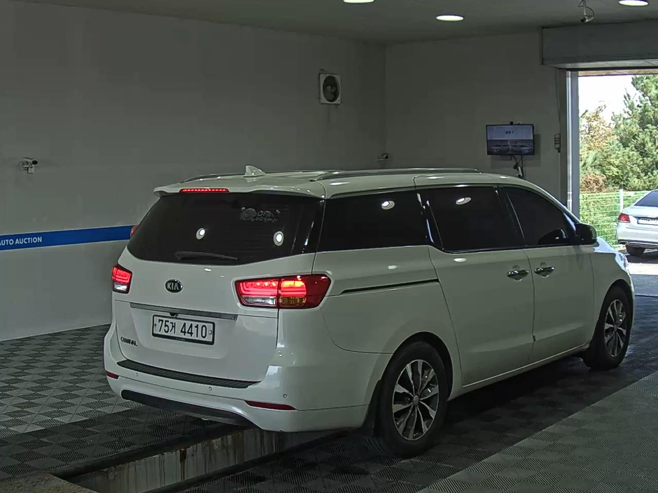KIA ALL NEW CARNIVAL 11-SEATER DIESEL PRESTIGE 2016 - zdjęcie 5