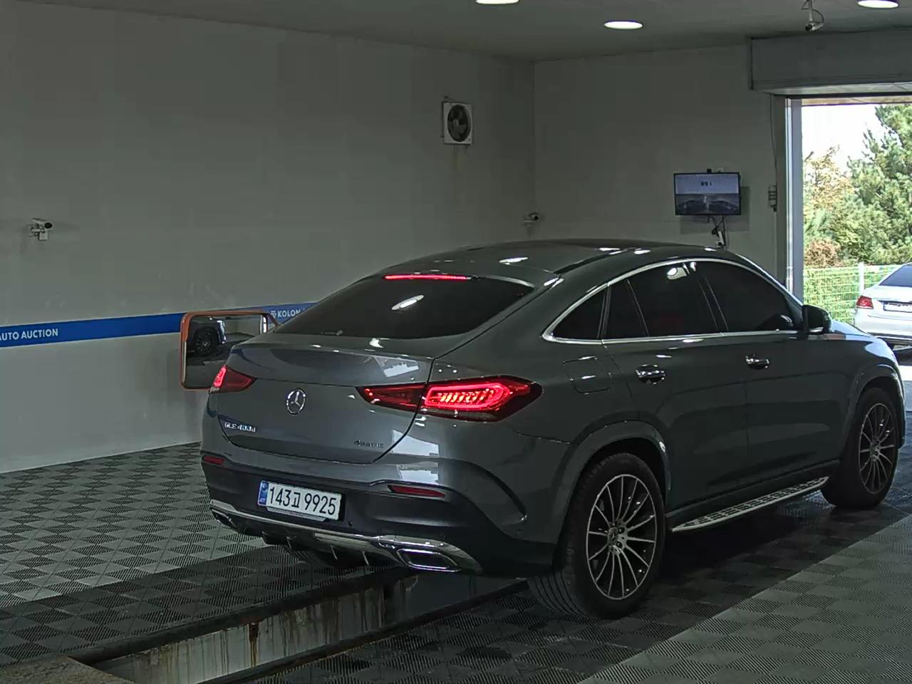 MERCEDES-BENZ GLE-CLASS (4TH GEN) GLE 400d 4MATIC COUPE 2022 - zdjęcie 5