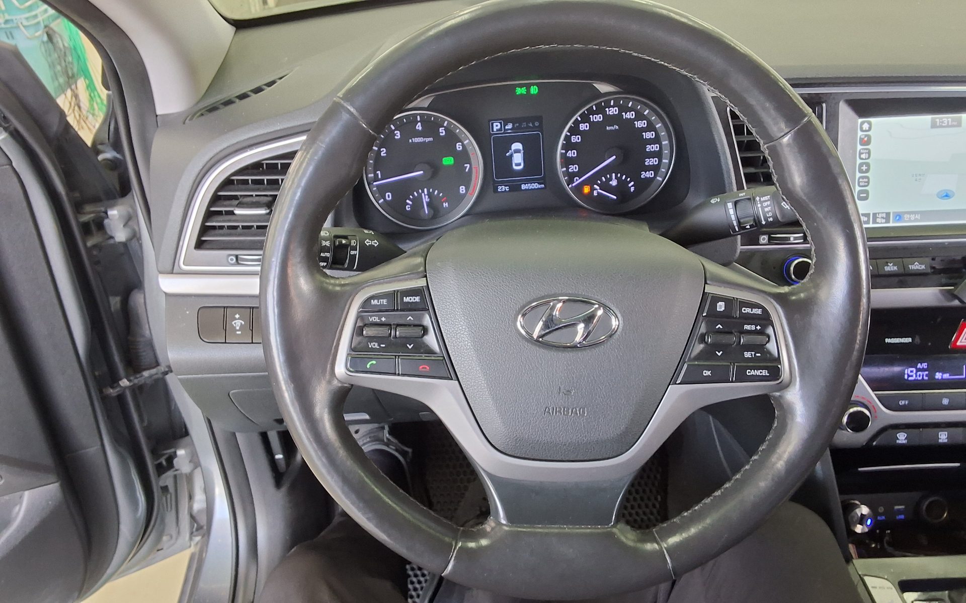 HYUNDAI AVANTE AD 1.6 GDi MODERN 2016 - zdjęcie 17