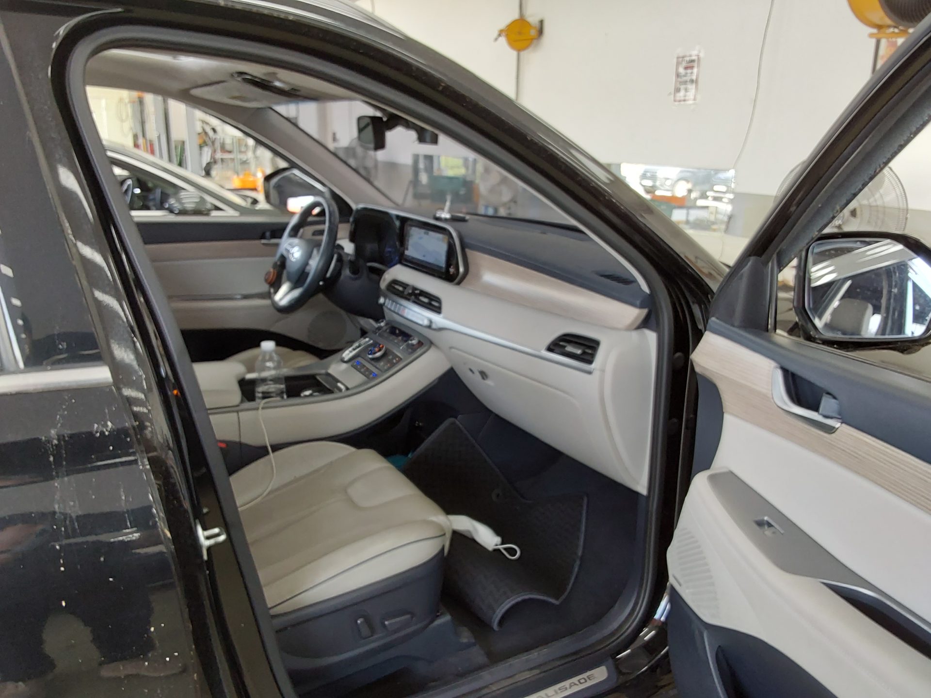 HYUNDAI PALISADE 3.8 GASOLINE AWD PRESTIGE 2019 - zdjęcie 14
